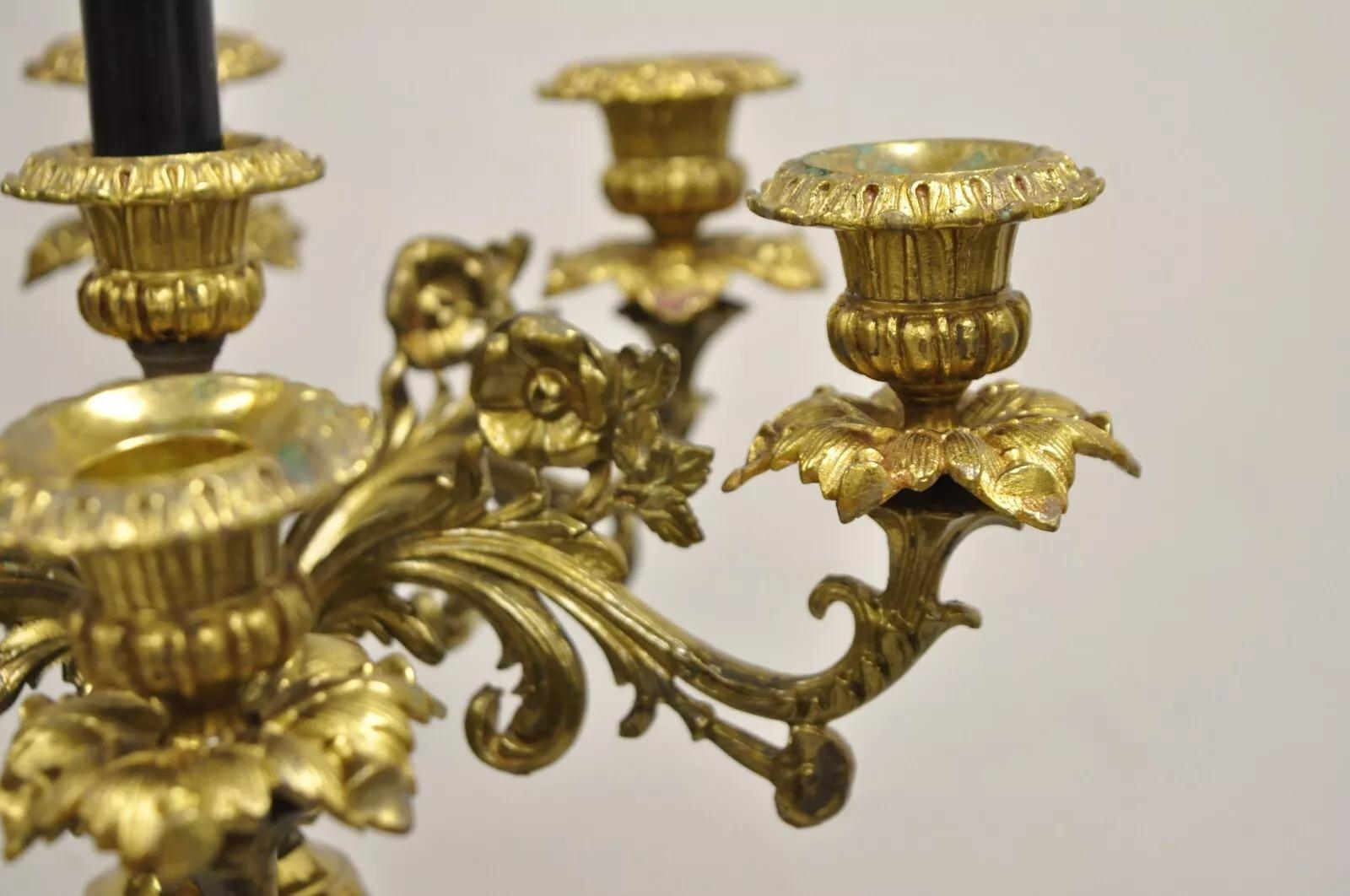 Inconnu Paire de lampes de table gothiques, françaises, Empire Renaissance, en bronze, antiques en vente