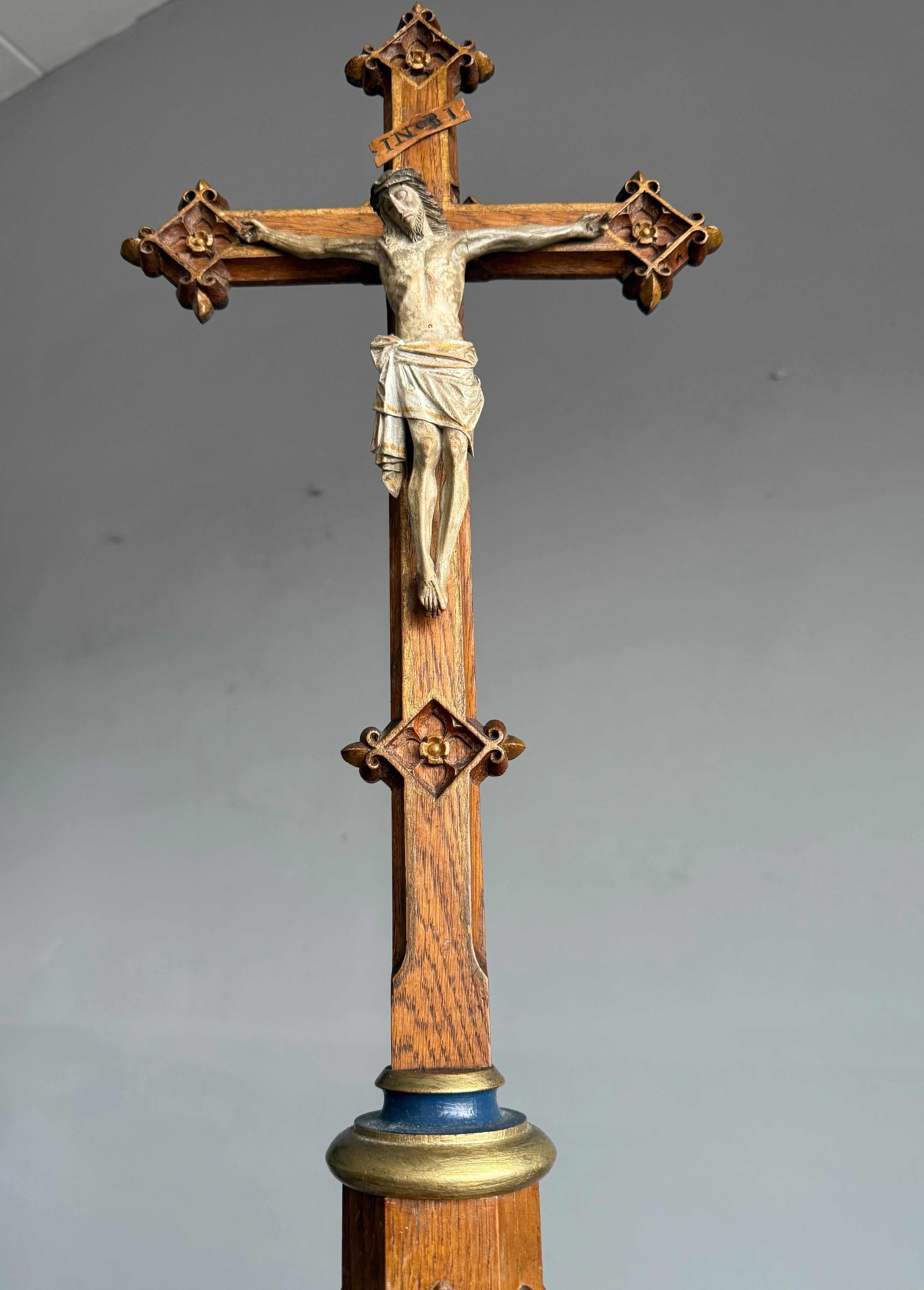 Gothic Revival hand-carved crucifix with original polychrome, 19th Century European ecclesiastical ART.

An exquisite and spiritually moving 19th-century fine hand-carved oakwood crucifix featuring the Corpus of Christ in original polychrome. This