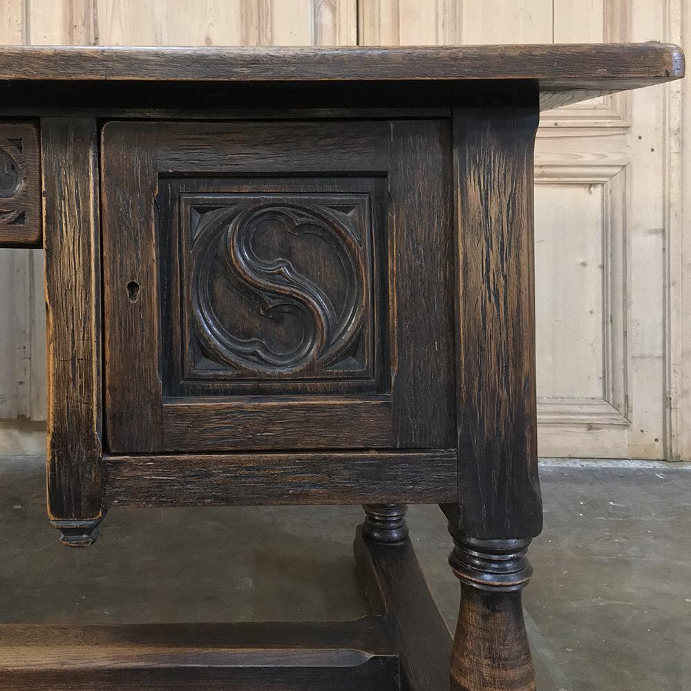 Antique Gothic Oak Desk with Leather Top For Sale 1