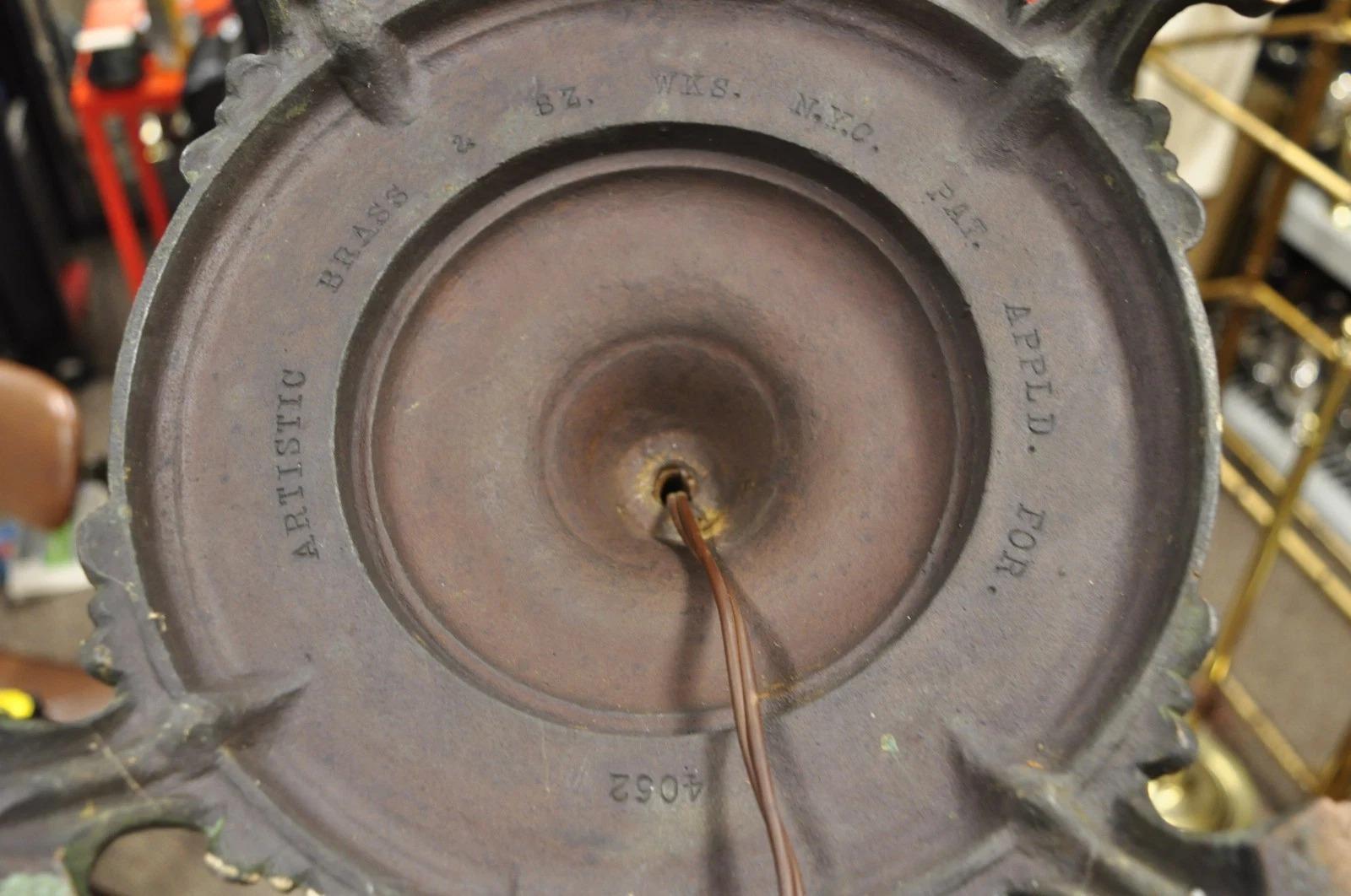 Antique Gothic Renaissance Oscar Bach Style Bronze Paw Foot Pole Floor Lamp For Sale 6