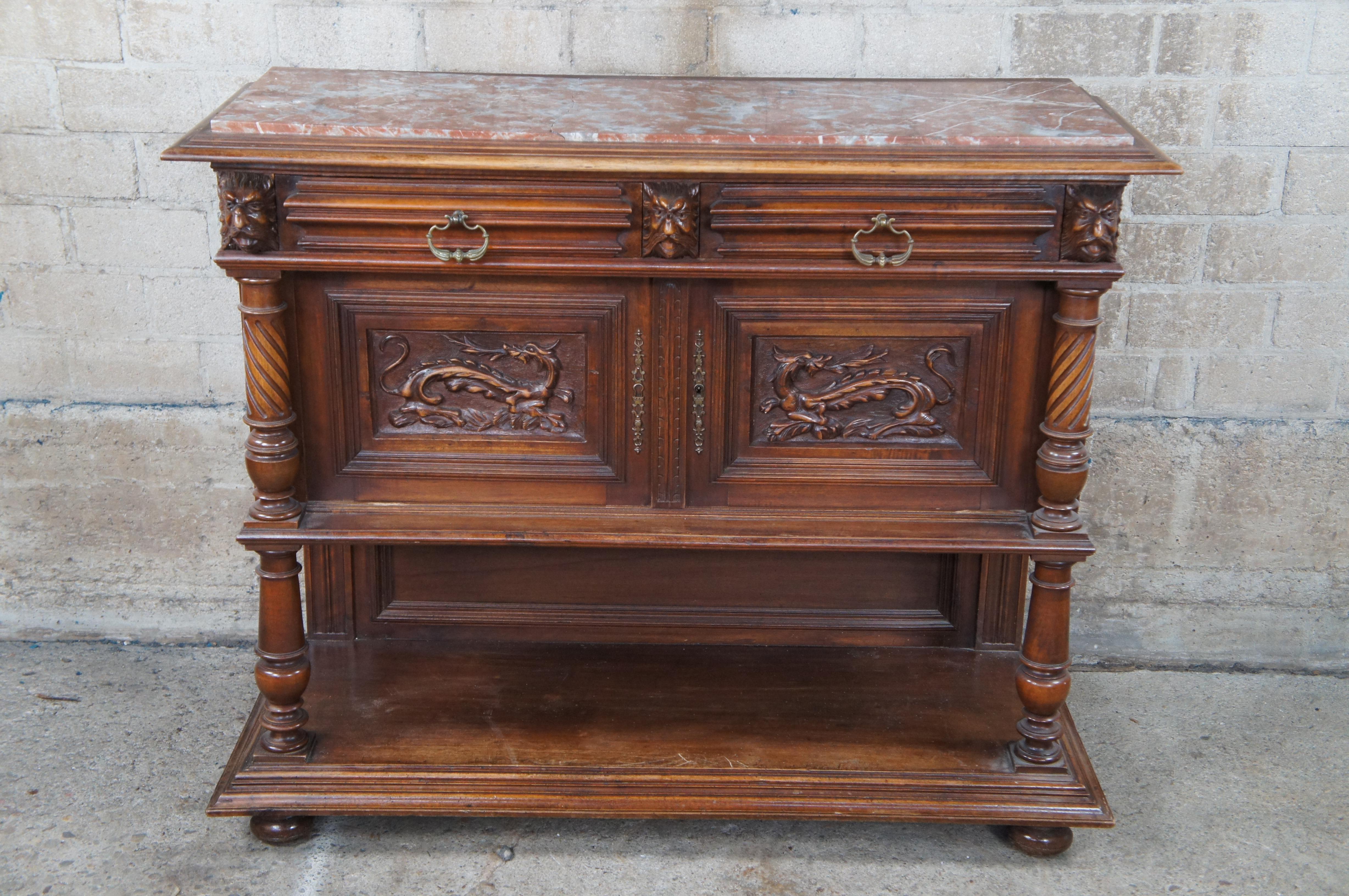 Antiguo Renacimiento Gótico Renacimiento Nogal Rojo Mármol Aparador Gabinete siglo XIX en venta