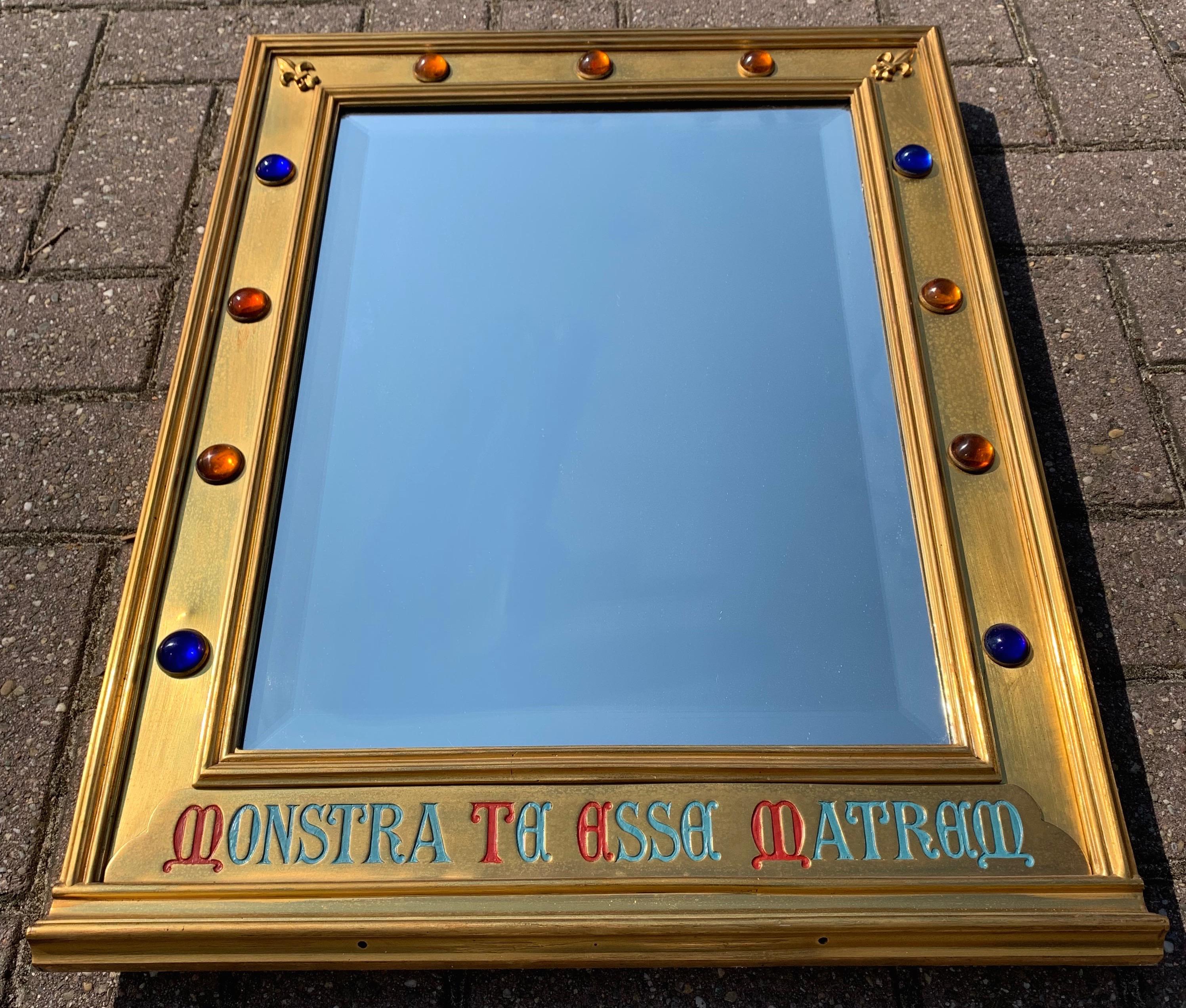 Gothic Revival Gilt Brass on Wood Wall Mirror with Glass Stones and Latin Phrase In Good Condition For Sale In Lisse, NL