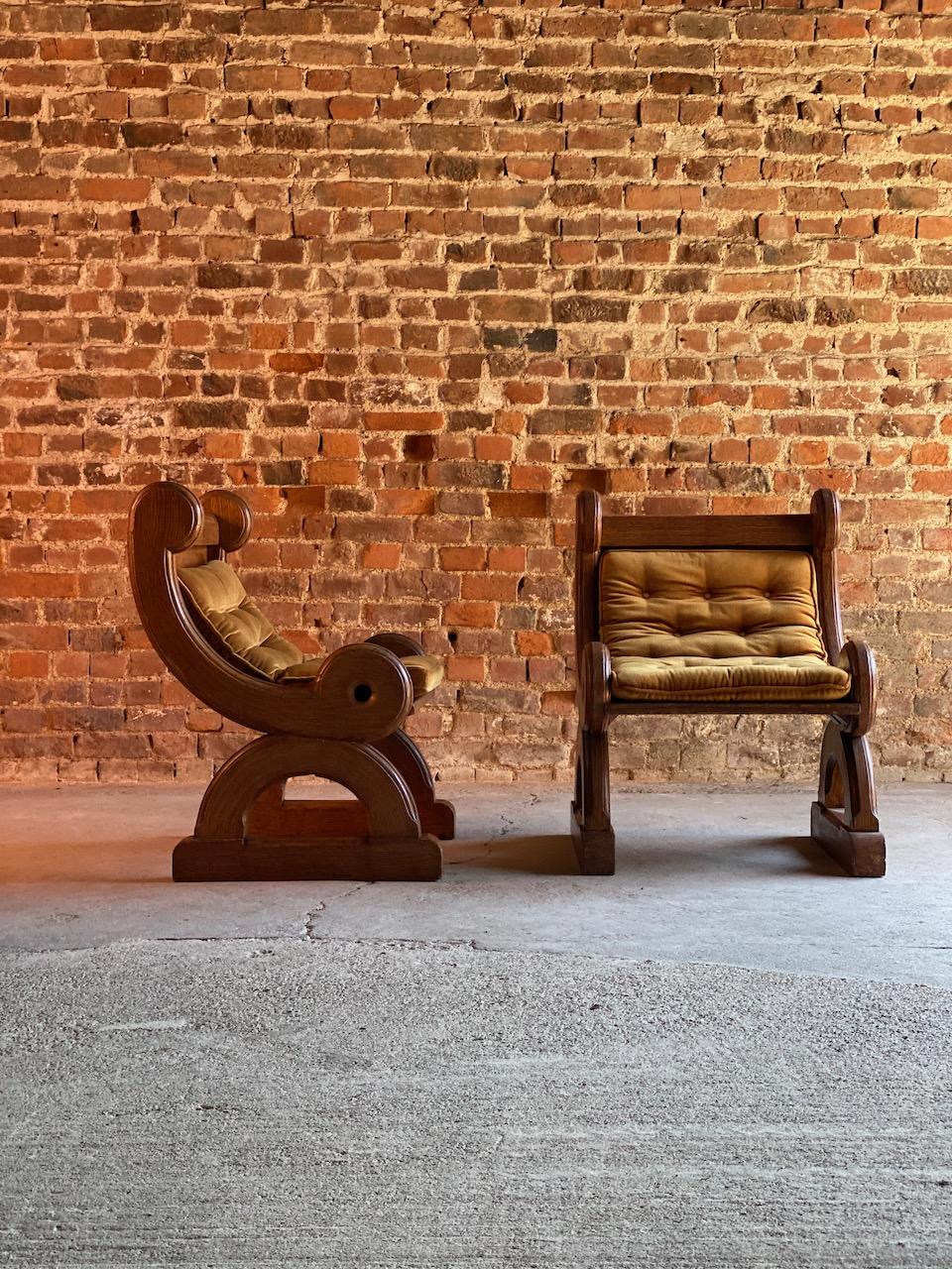 Antique Gothic Revival Church Chairs Ecclesiastical Victorian, circa 1850 In Good Condition In Longdon, Tewkesbury