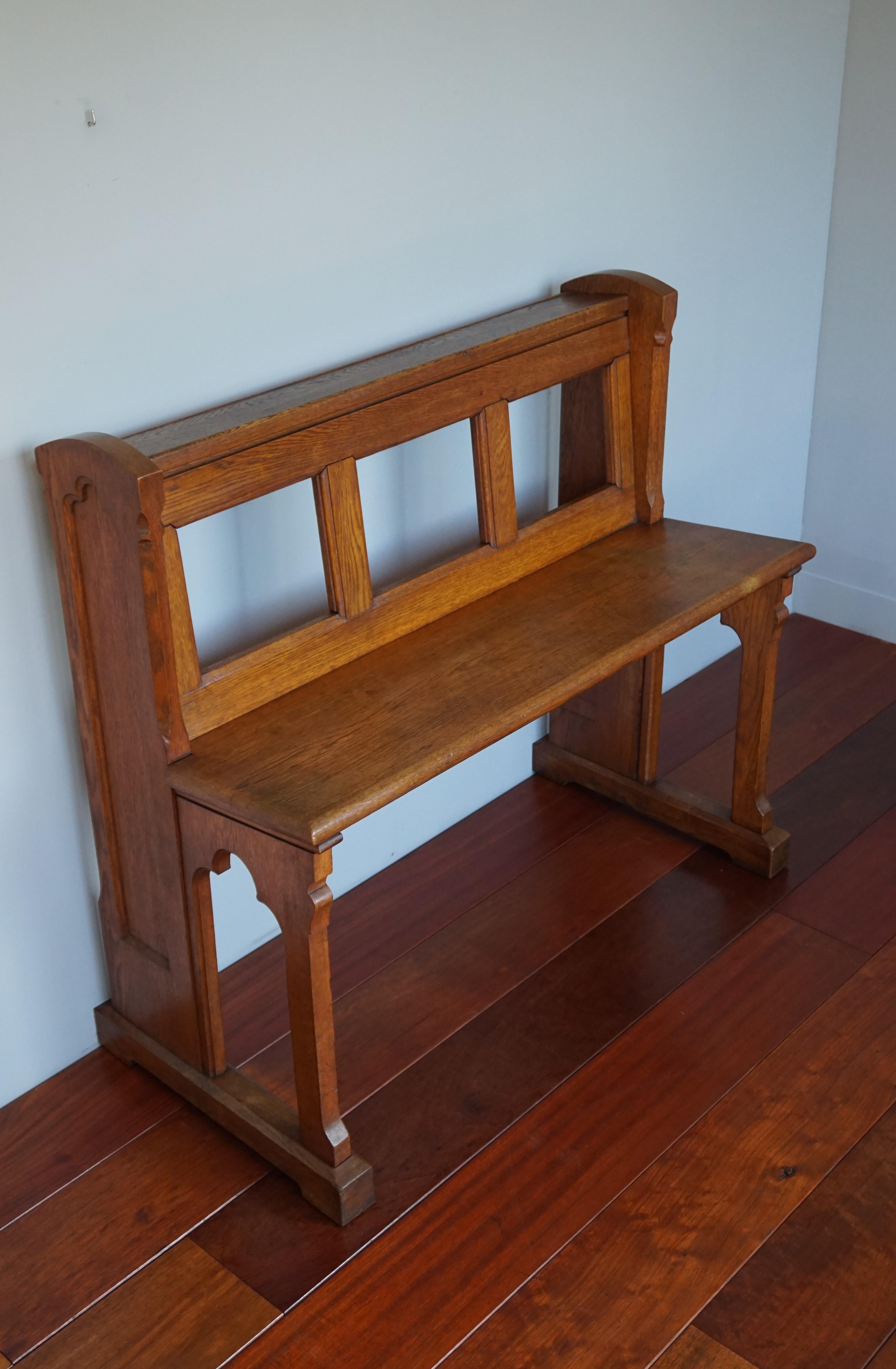 Antique Gothic Revival, Hand Carved Solid Oak, Open Design Church Hall Bench In Good Condition For Sale In Lisse, NL