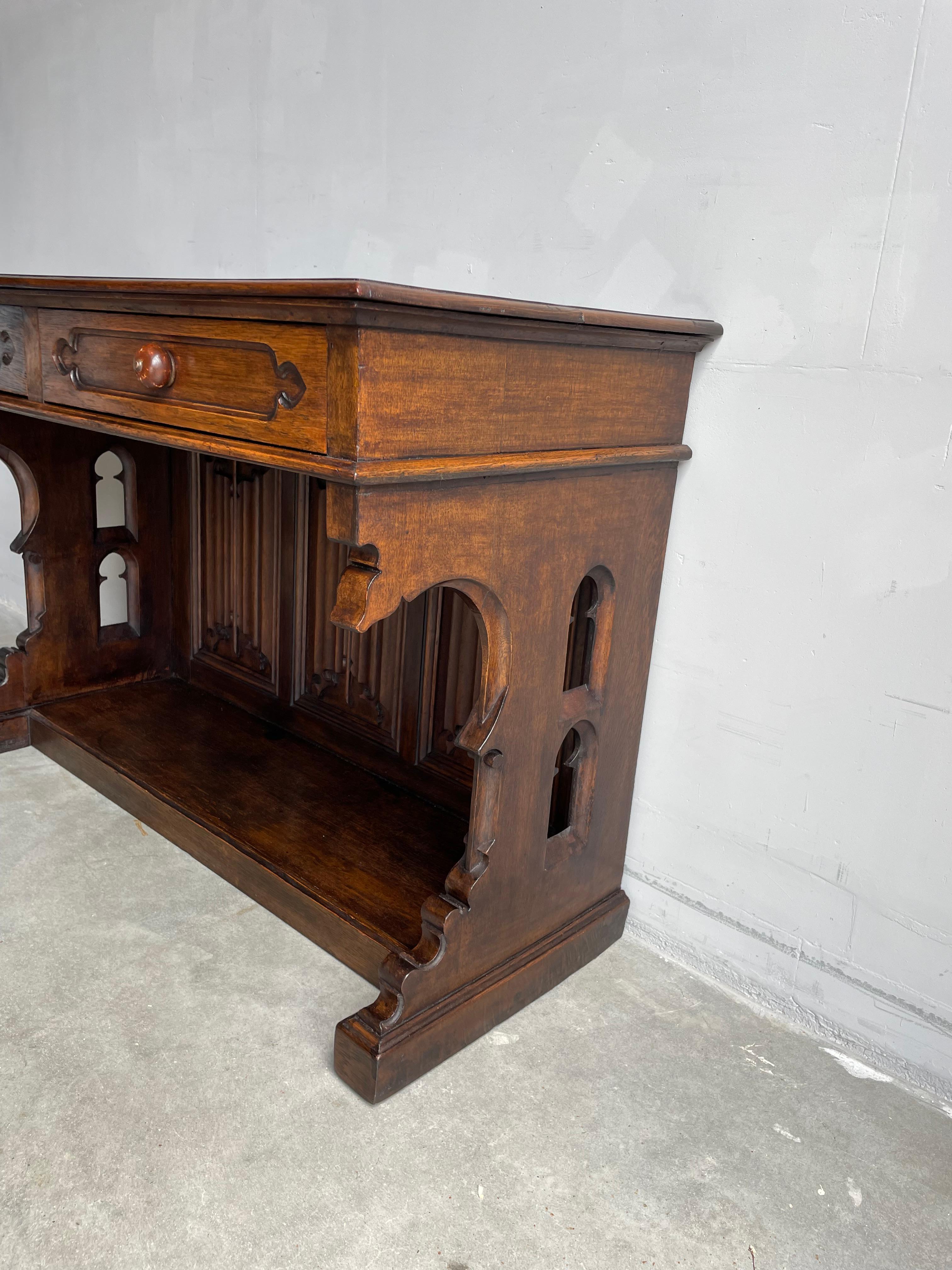 20th Century Antique Gothic Revival Hand Carved Solid Oak Side Table / Ladies Desk W. Drawers For Sale