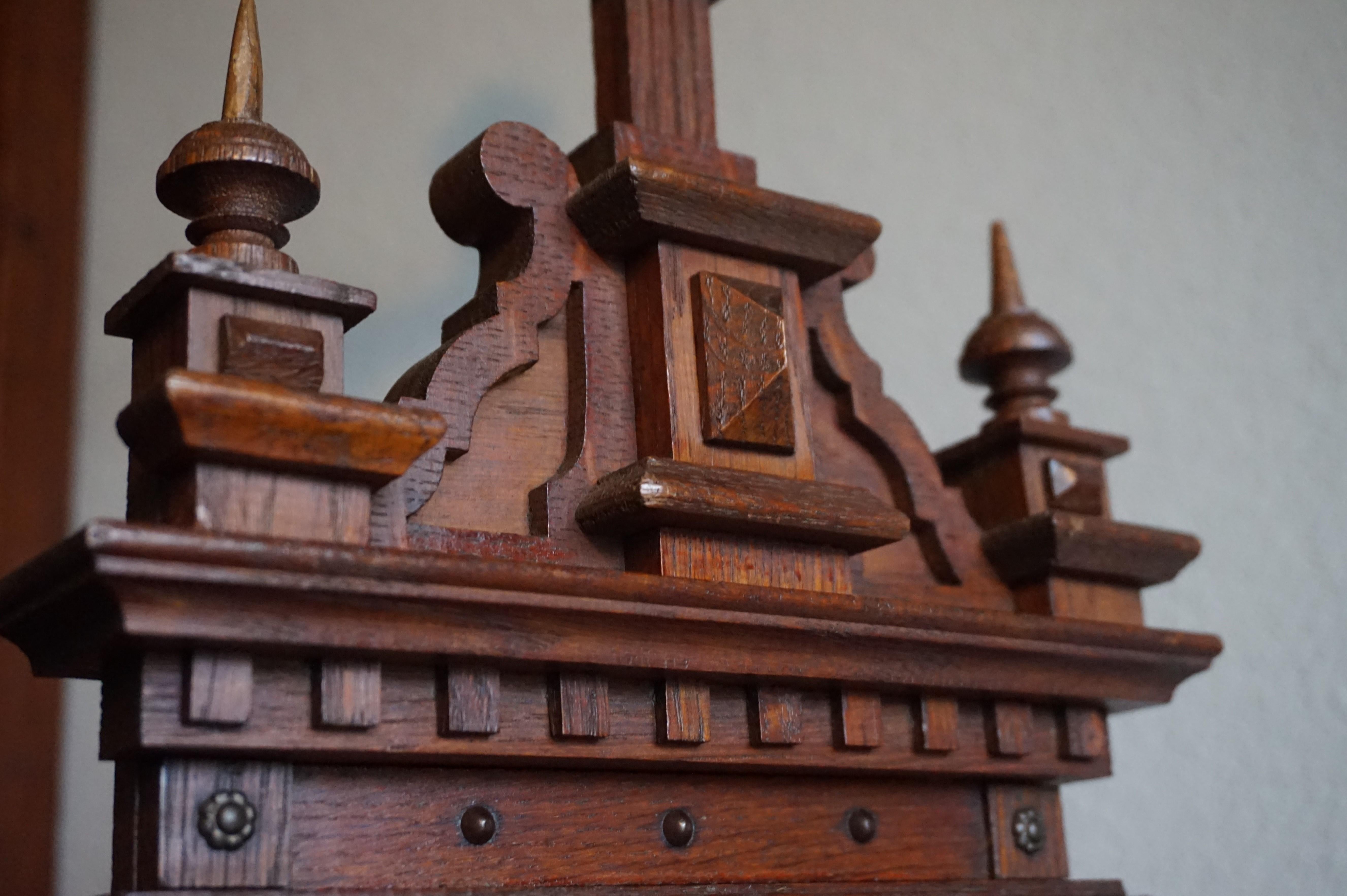 Gothic Revival Handmade Solid Oak Miniature Church Altar with Accessories In Excellent Condition In Lisse, NL