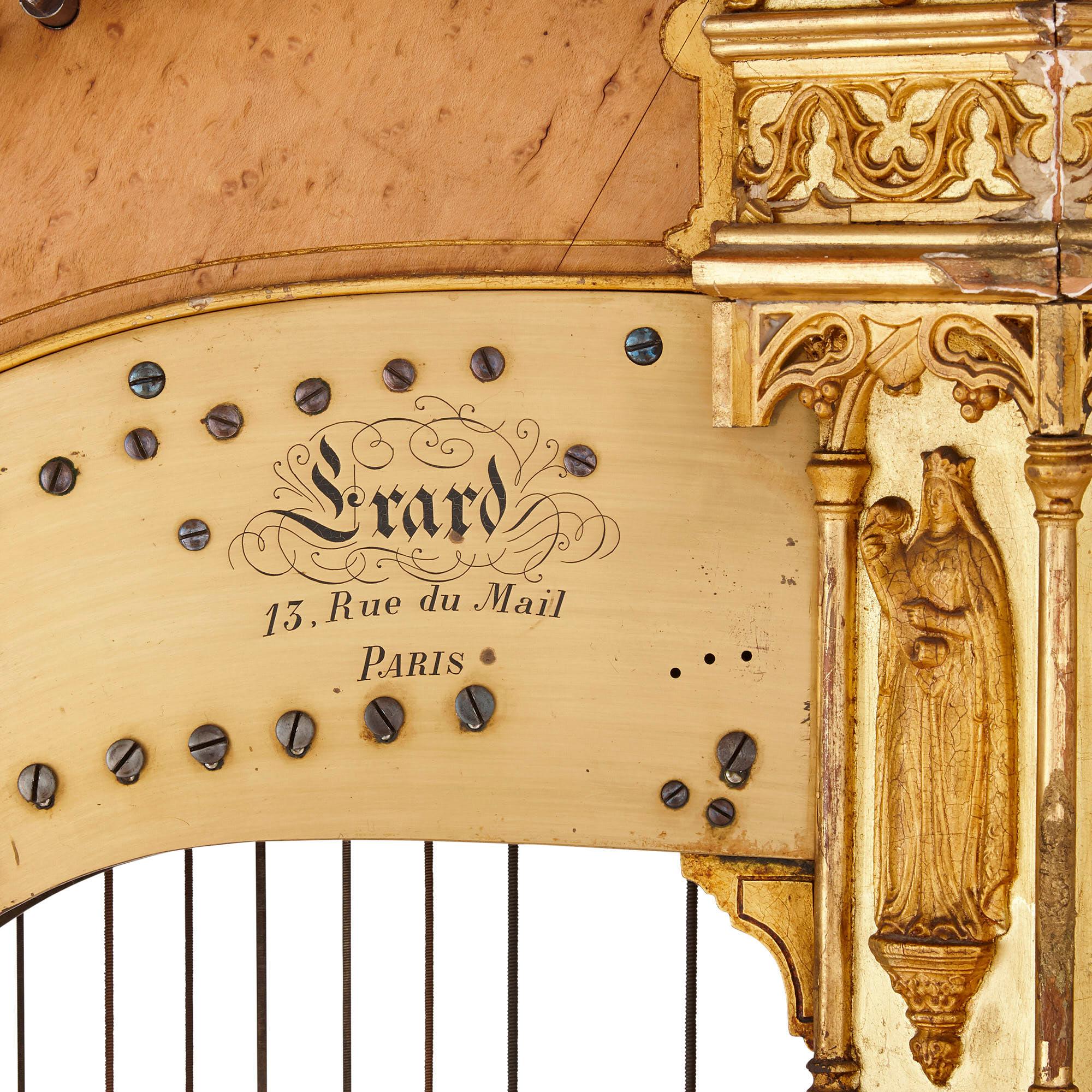 Français Harpe néo-gothique ancienne d'Erard en vente
