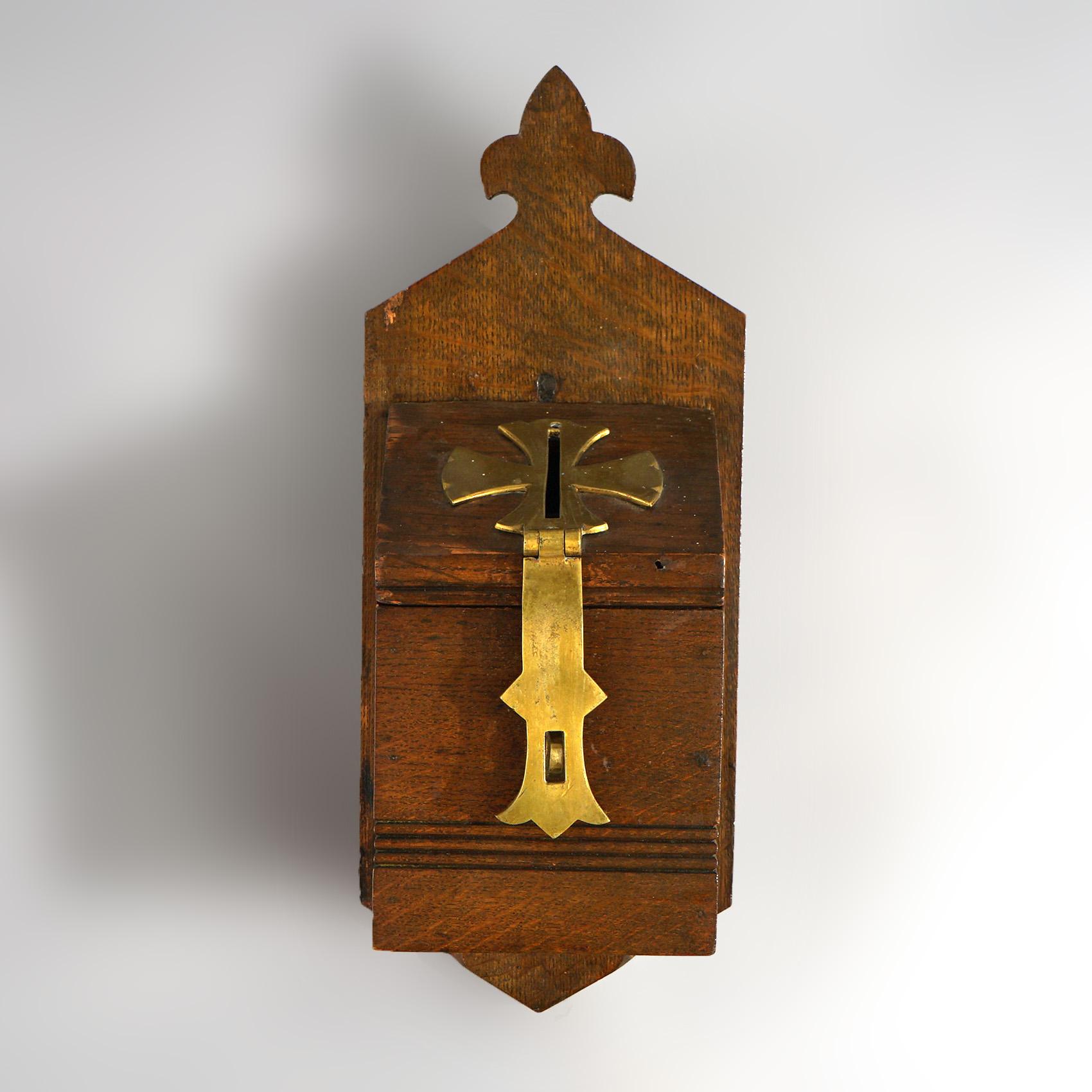 Antique Gothic Revival Quarter Sawn Oak Drop Box with Brass Trim 19thC In Good Condition In Big Flats, NY