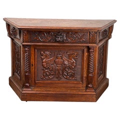Ancienne armoire de style néo-gothique en chêne vert tigre, vers 1910