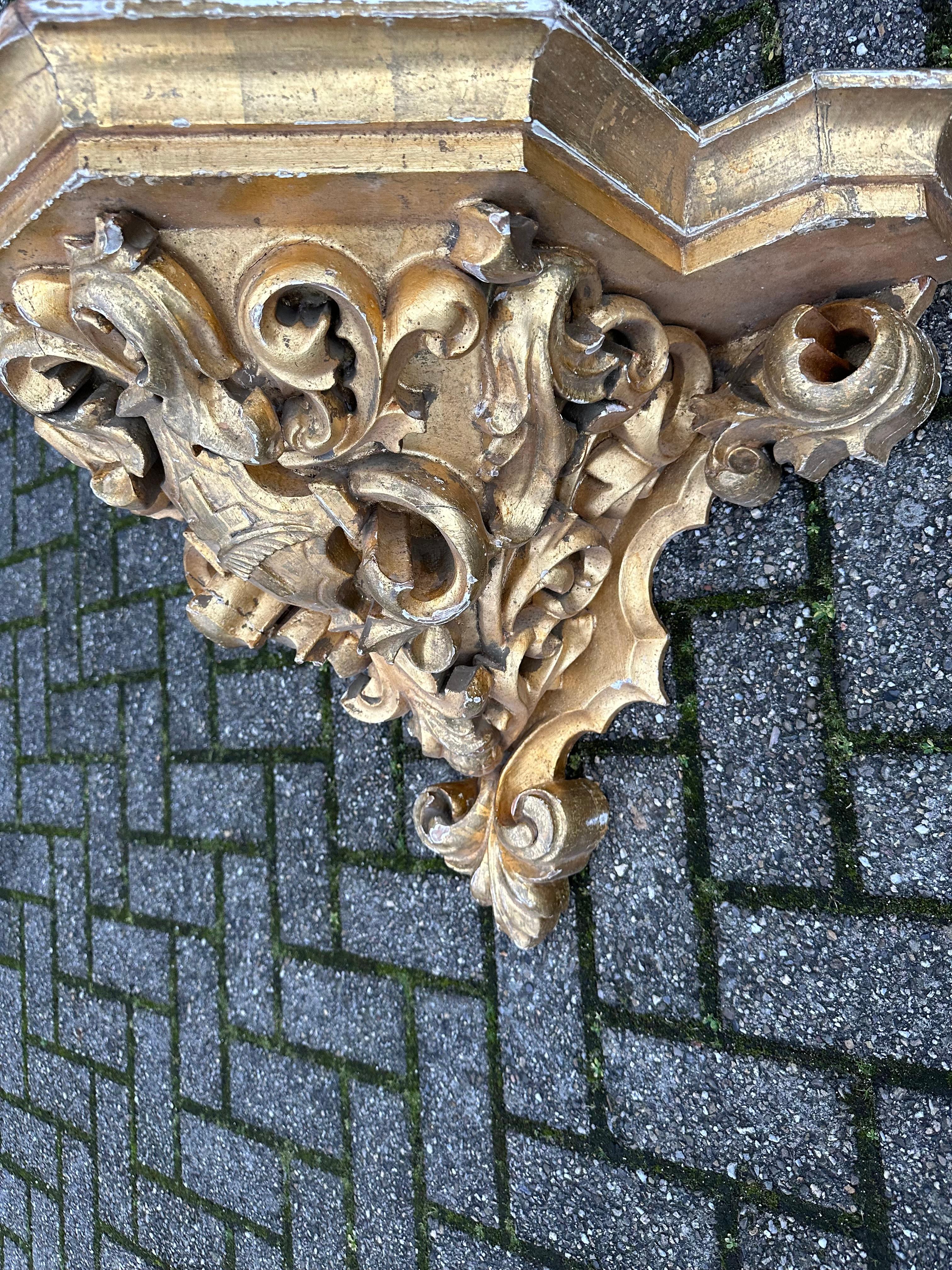Antike Gotik Revival Top Qualität Hand geschnitzt & vergoldet Holz Kirche Wandhalterung im Angebot 10