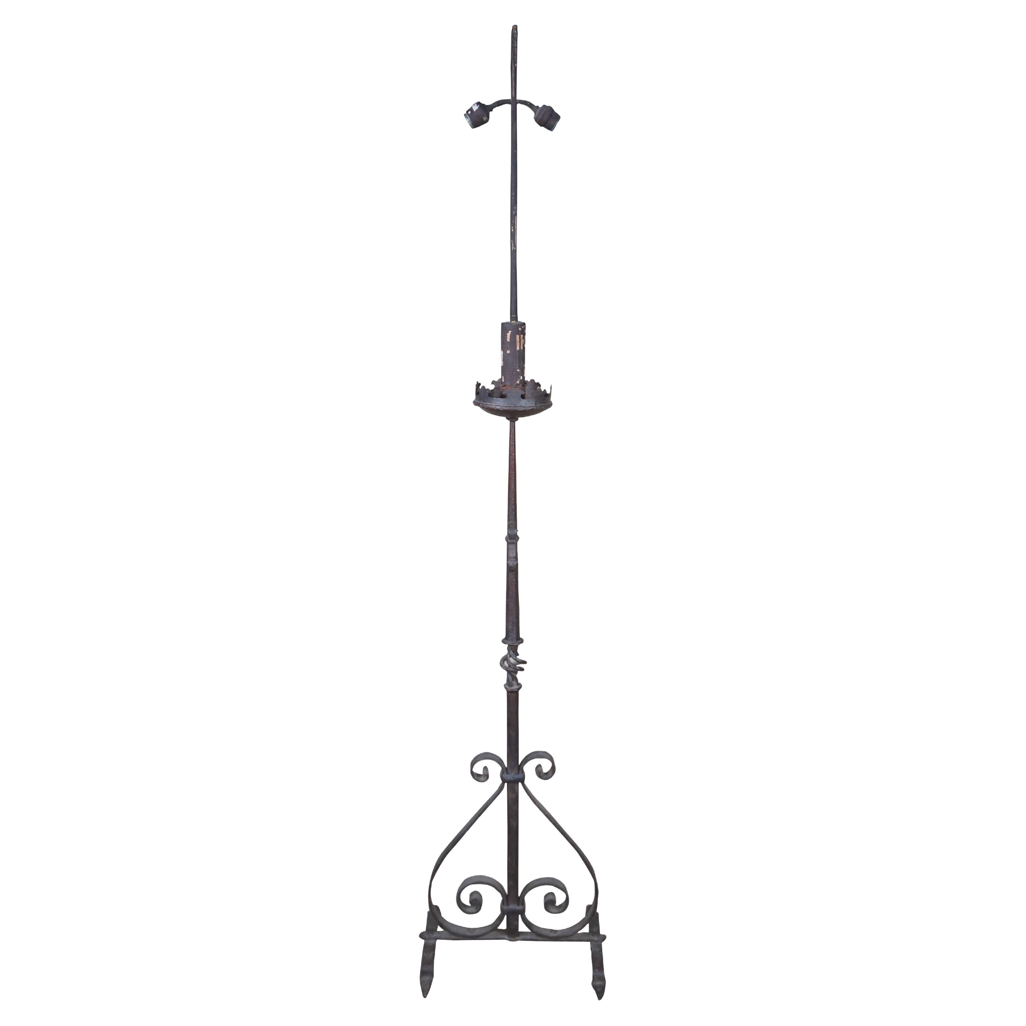Antike Gotik Revival Schmiedeeisen Torchiere Altar Kerze Stand Stehlampe 70"