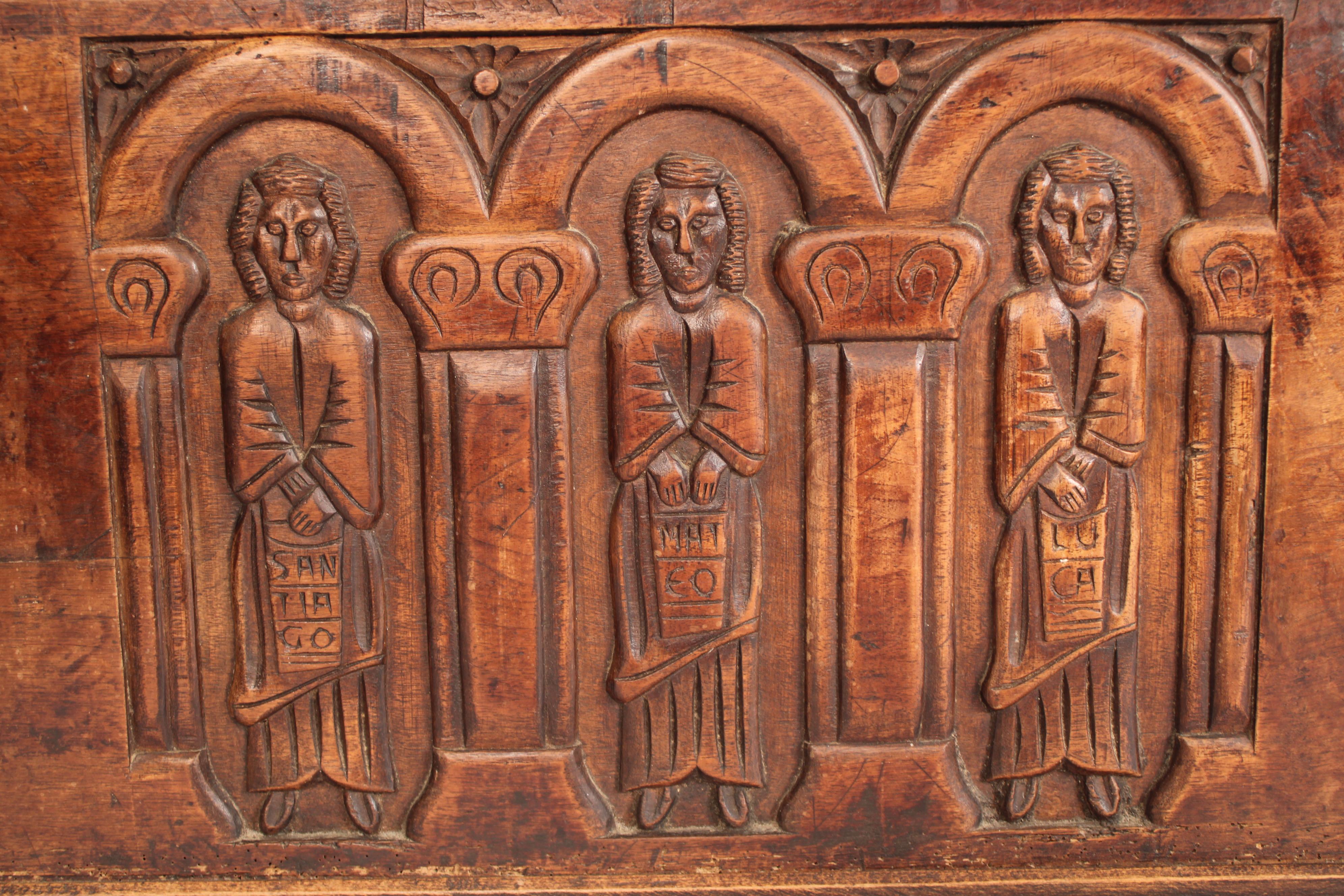Antique Gothic Style Elm Trunk For Sale 2