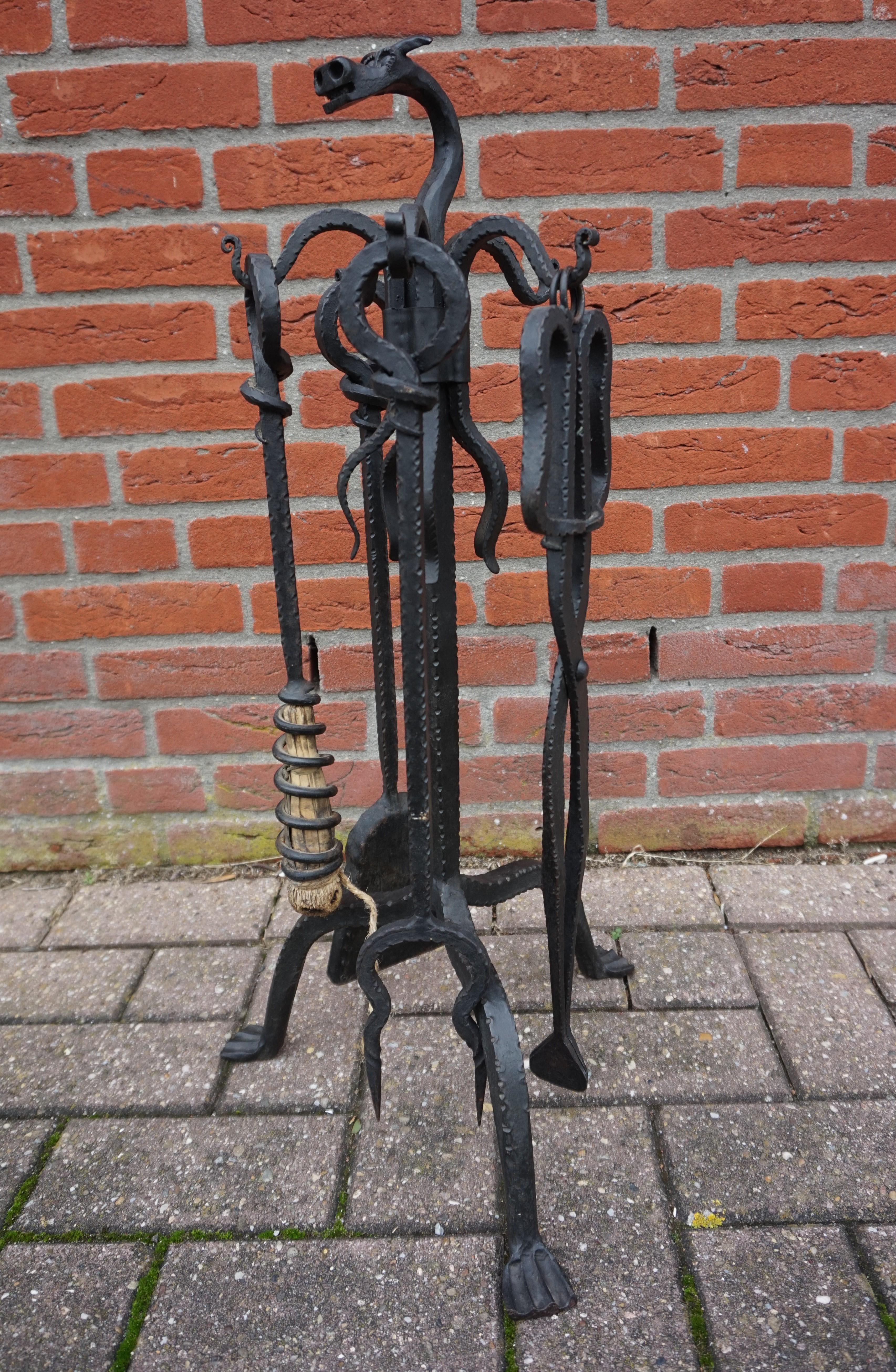 Antique Gothic Style, Hand Forged Wrought Iron Dragon Head Fireplace Tools Set  In Good Condition In Lisse, NL