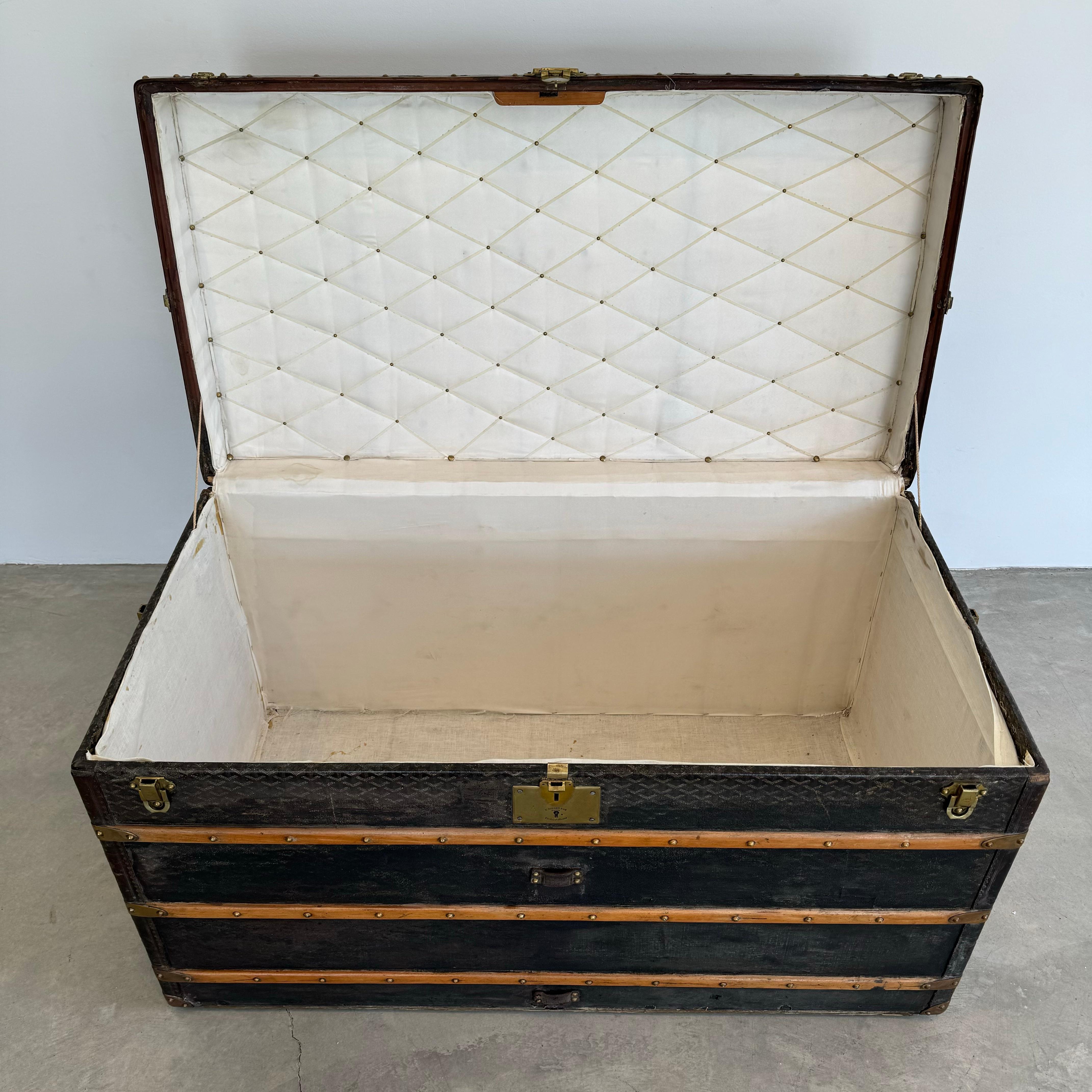 Antique Goyard Leather, Canvas and Brass Steamer Trunk For Sale 14