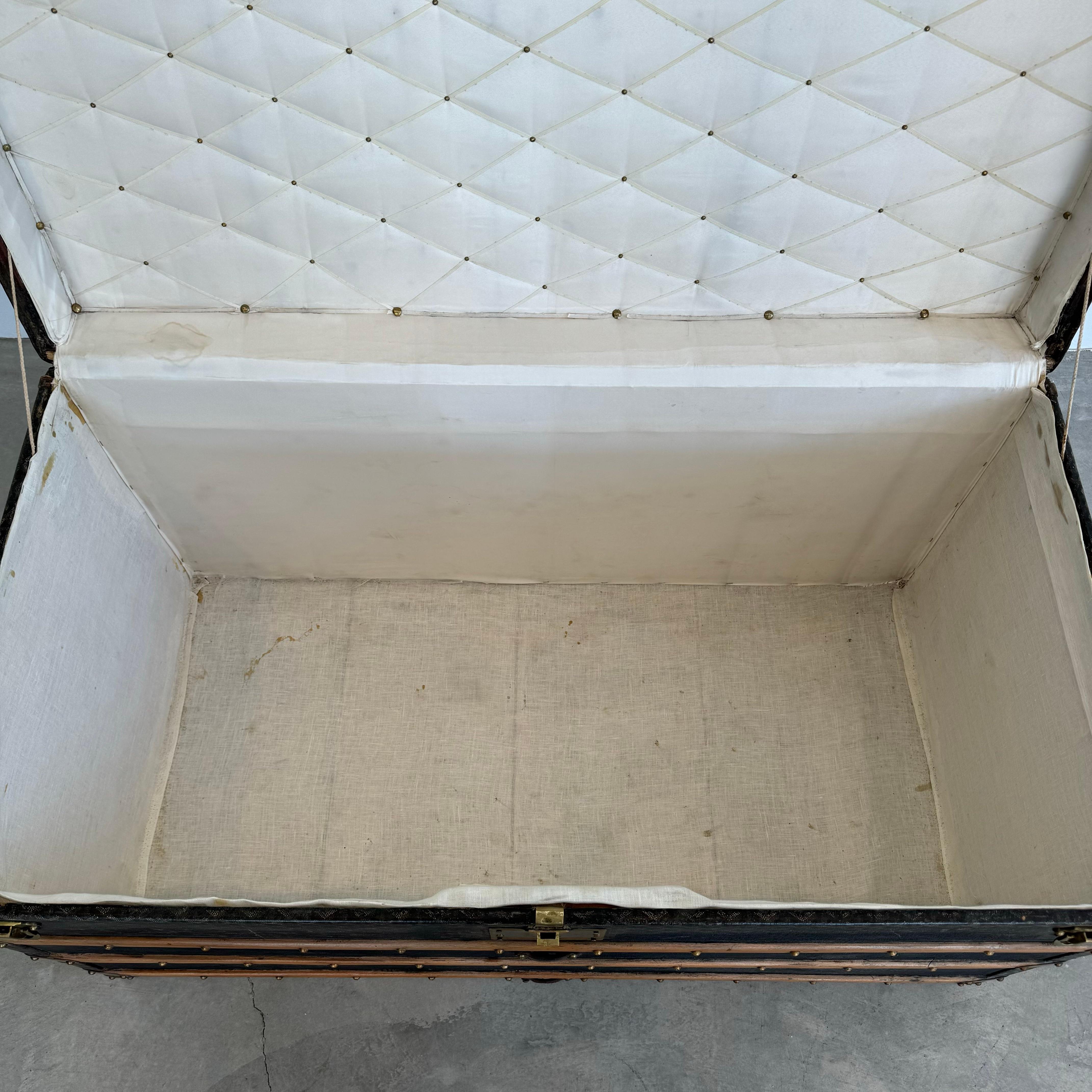 Antique Goyard Leather, Canvas and Brass Steamer Trunk For Sale 15