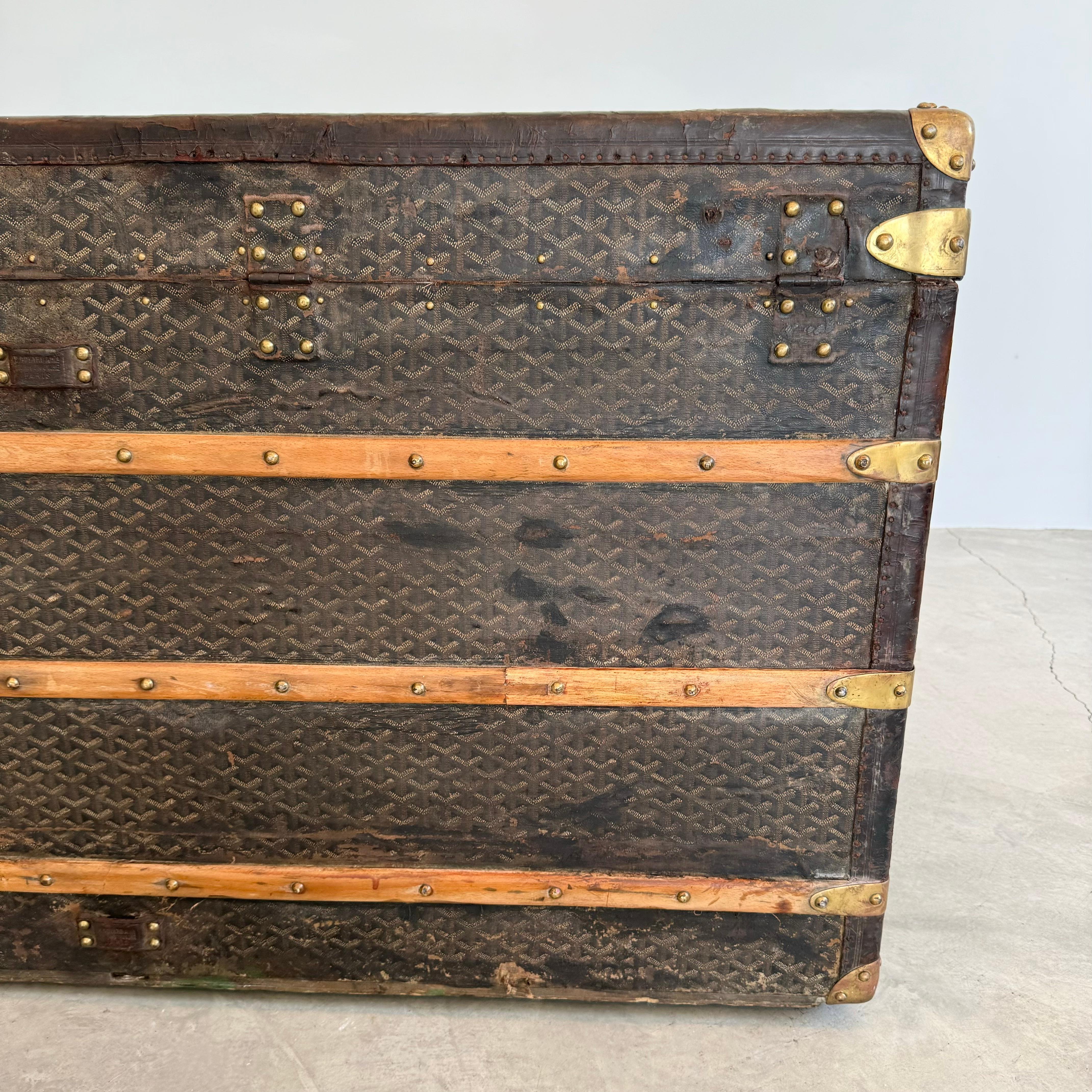Antique Goyard Leather, Canvas and Brass Steamer Trunk For Sale 1