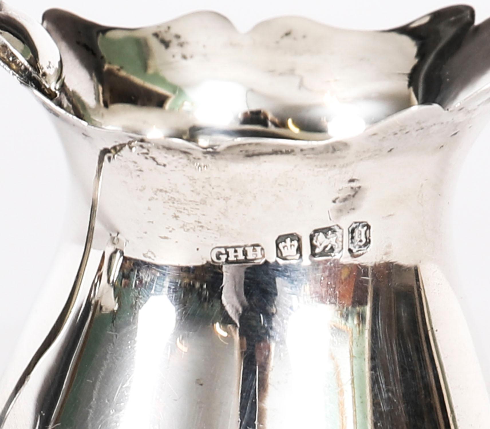Antike Graduierung Paar viktorianischen Sterling Silber Creme Krüge 19. im Angebot 5