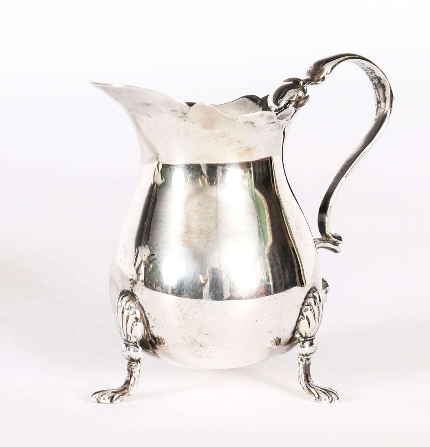 Antike Graduierung Paar viktorianischen Sterling Silber Creme Krüge 19. (Sterlingsilber) im Angebot