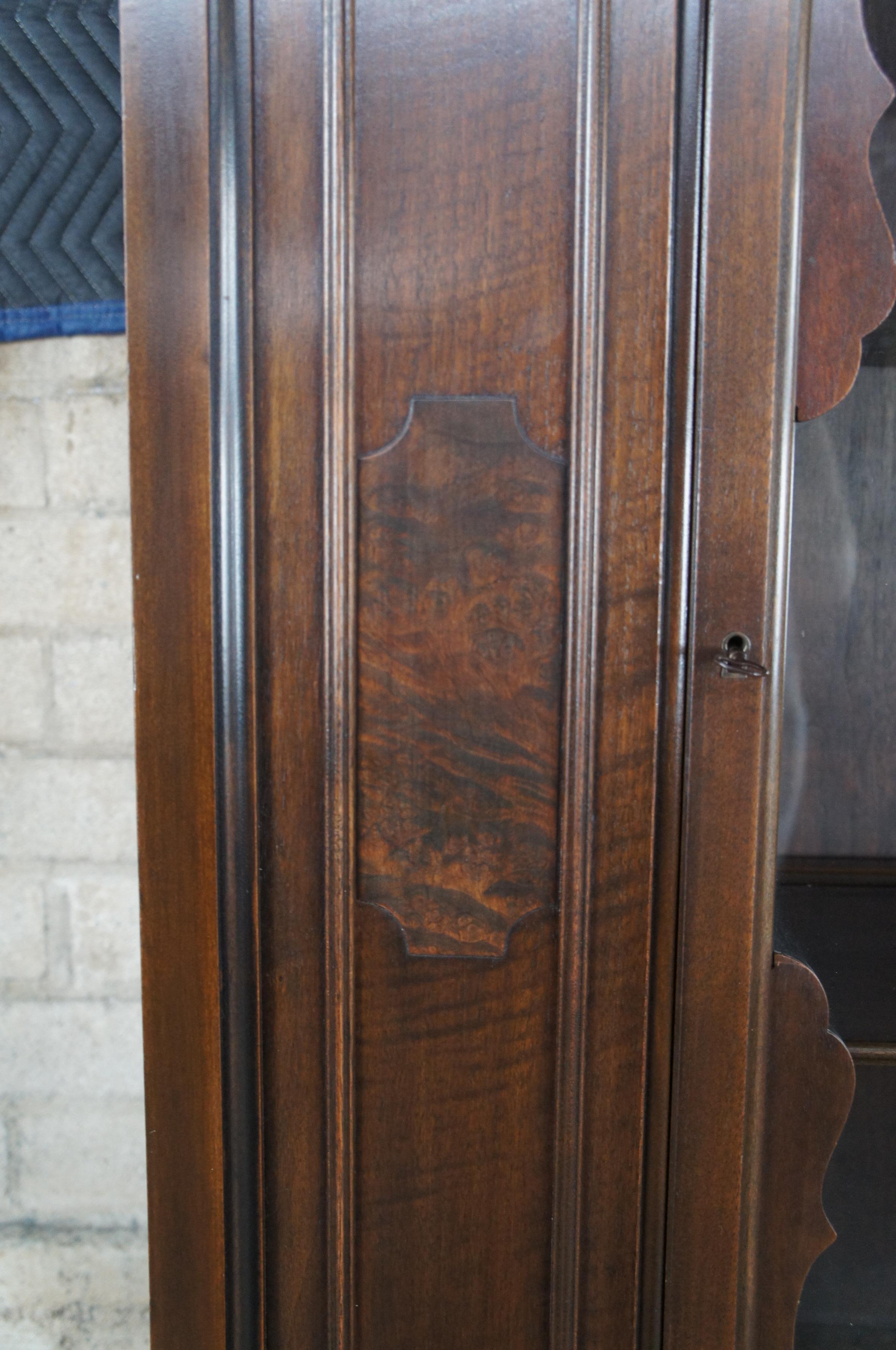 Antique Grand Rapids Chair Co. William & Mary Walnut Display Cabinet Jacobean In Good Condition In Dayton, OH