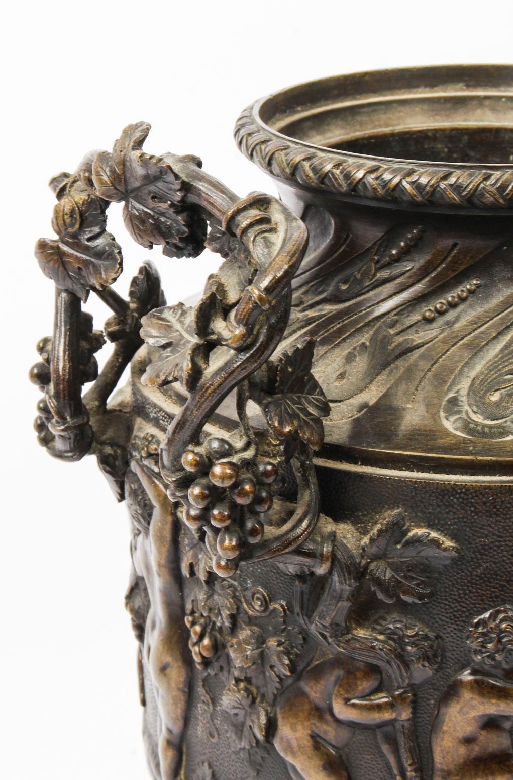 Antique Grand Tour Barbedienne Style Bronze Urn, 19th Century 4