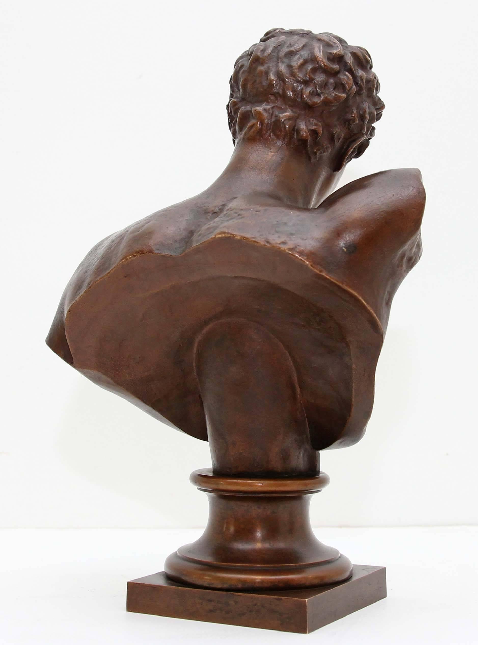 Patiné Antique Grand Tour Sculpture en bronze d'Hermès