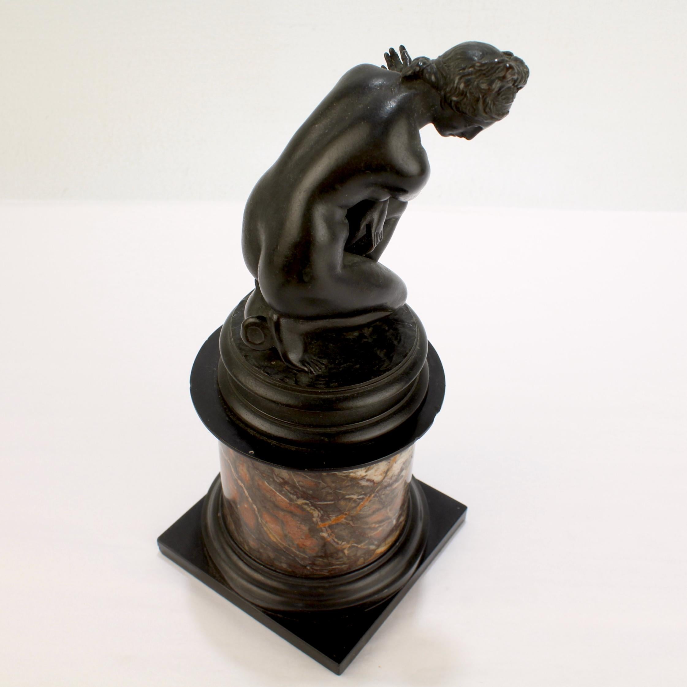Antique Grand Tour Bronze Sculpture of the Crouching Venus after Giambologna For Sale 4