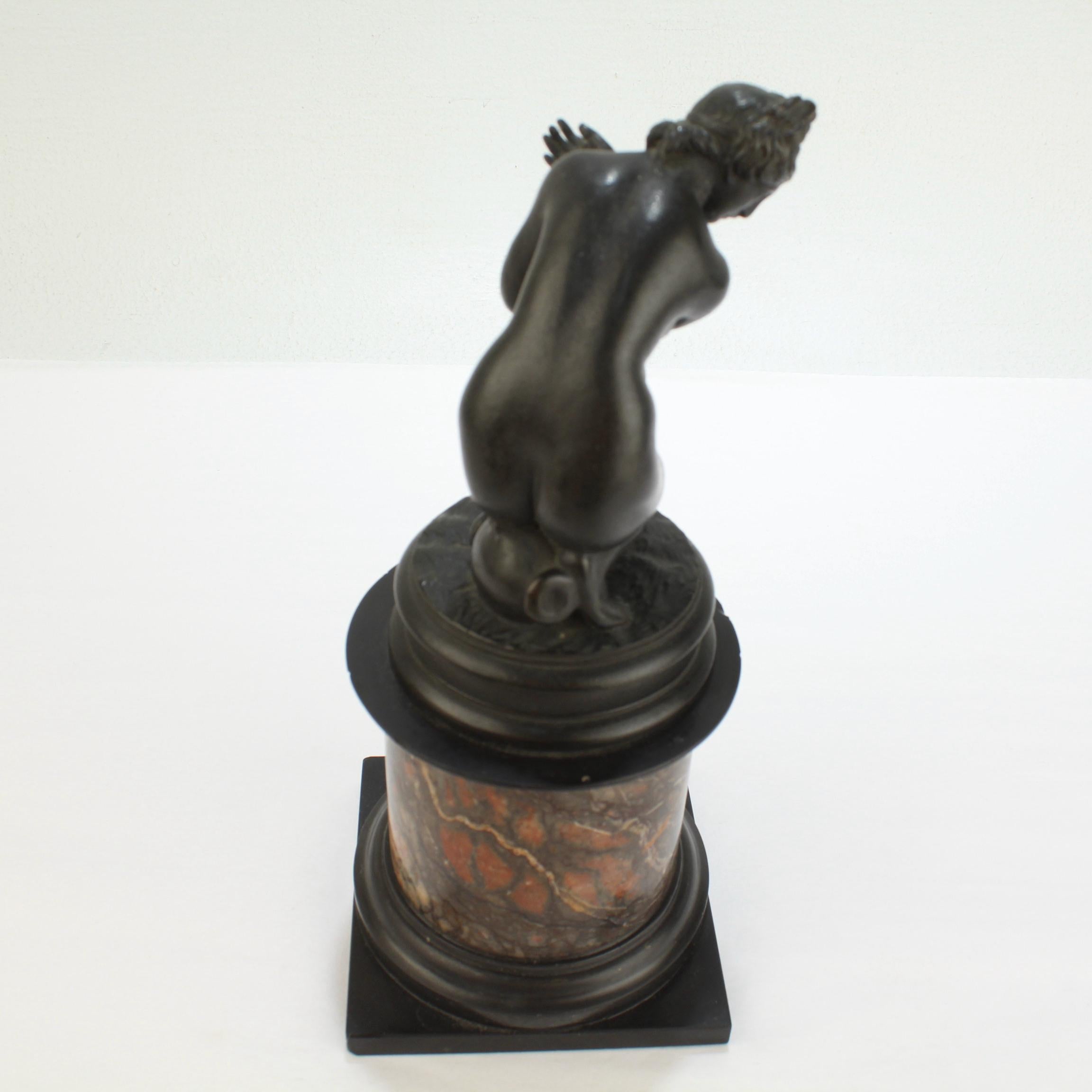 Antique Grand Tour Bronze Sculpture of the Crouching Venus after Giambologna For Sale 6