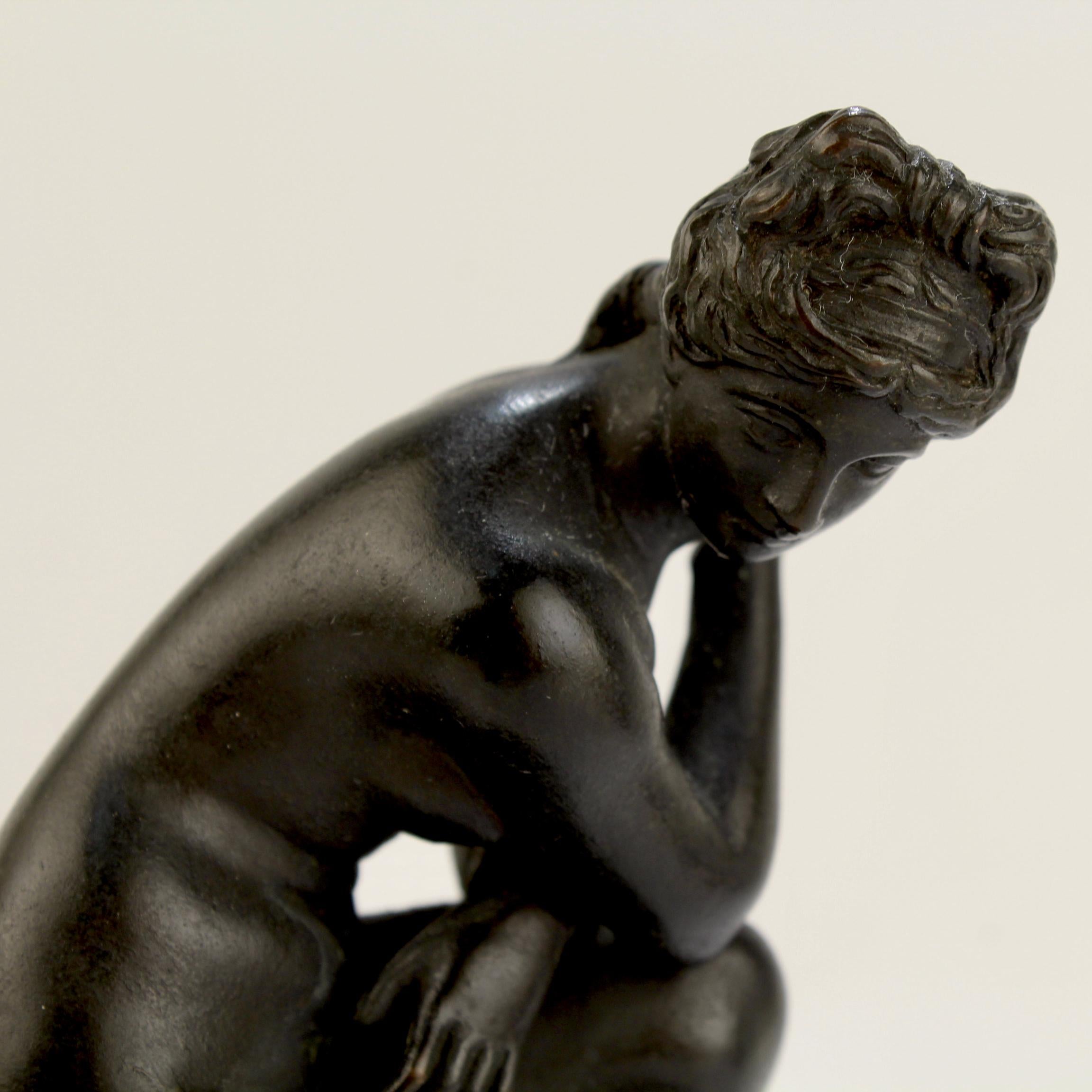 Antique Grand Tour Bronze Sculpture of the Crouching Venus after Giambologna For Sale 2