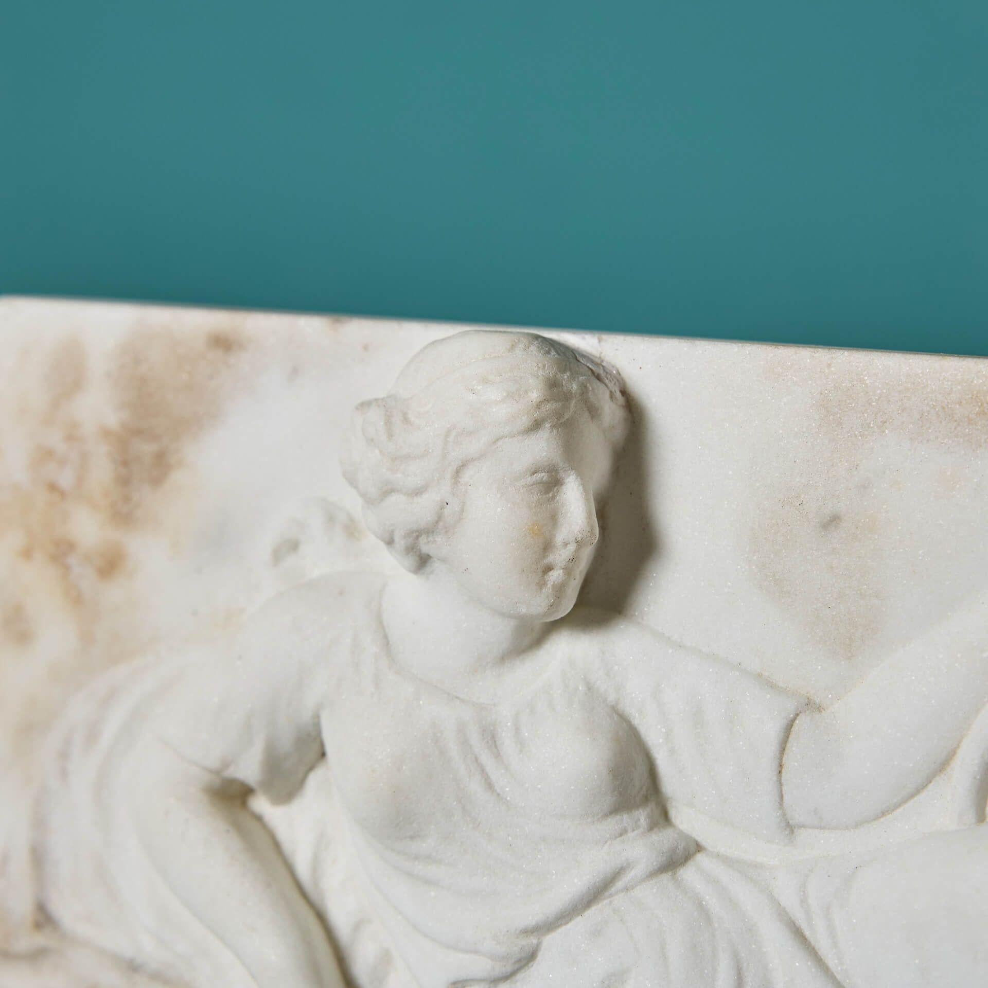 Neoclassico Antica targa in marmo statuario intagliato Grand Tour in vendita