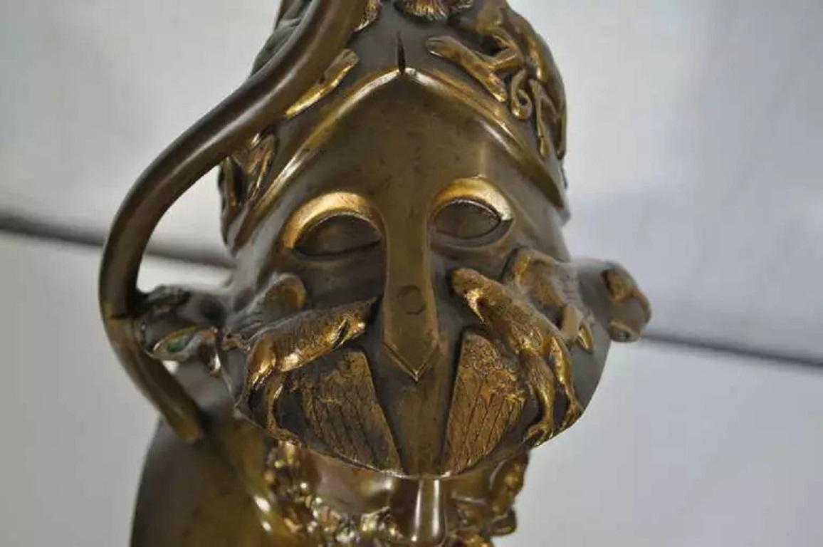 Bronze Ancienne lampe de table Grand Tour française avec buste en bronze du général grec Trojan Ajax en vente