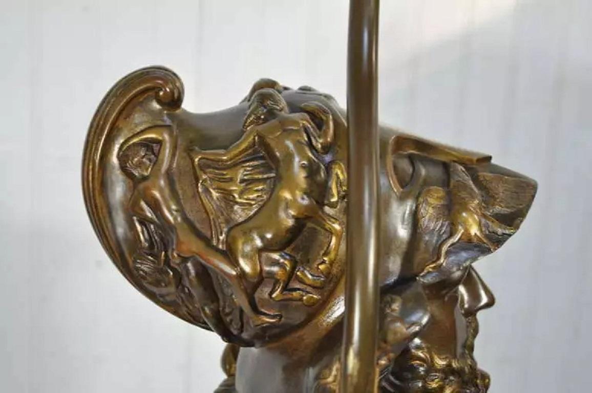 Ancienne lampe de table Grand Tour française avec buste en bronze du général grec Trojan Ajax en vente 1