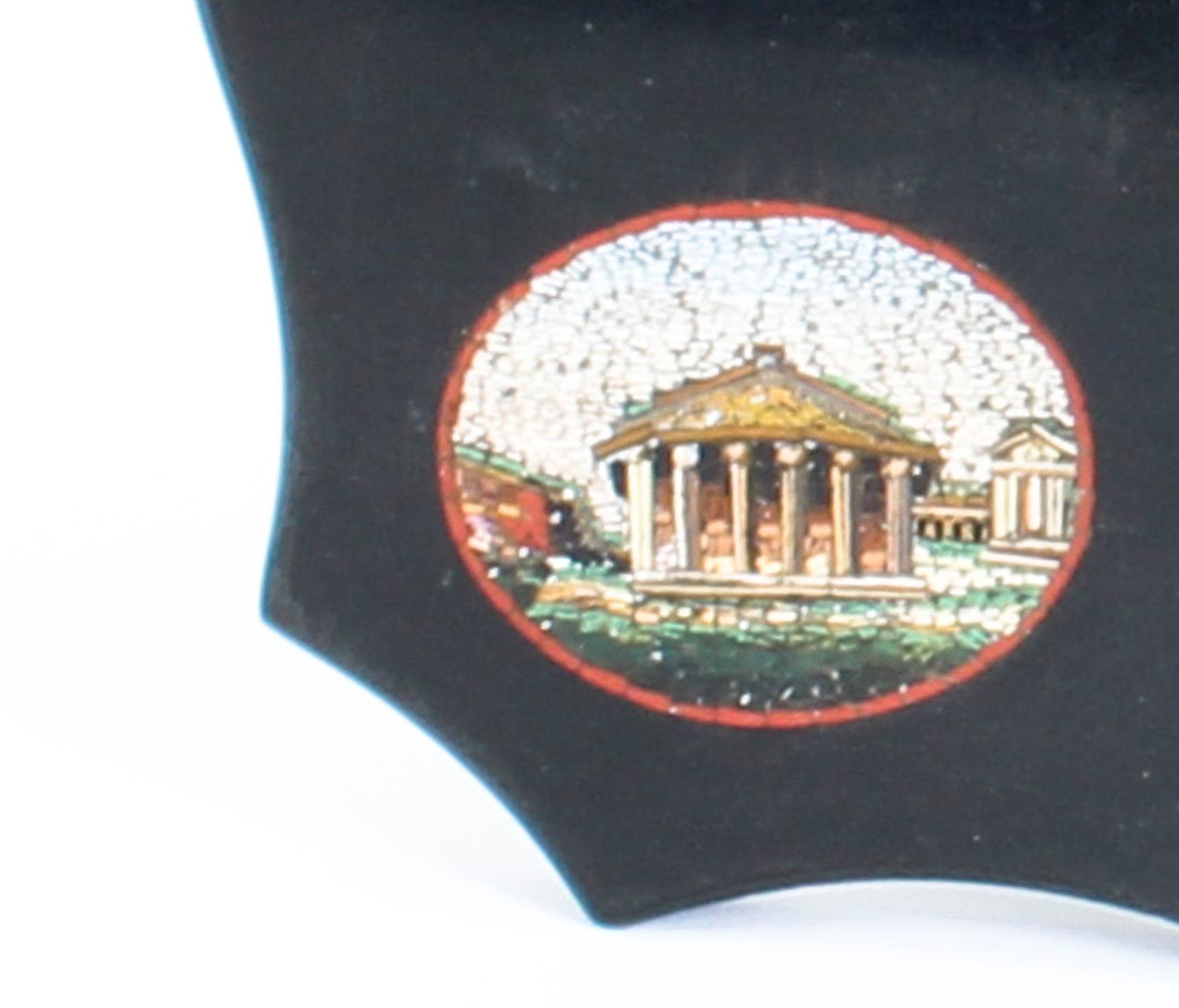 Fin du XIXe siècle Poids du bureau italien ancien Grand Tour en marbre micro-mosaïque du Vatican du 19ème siècle en vente