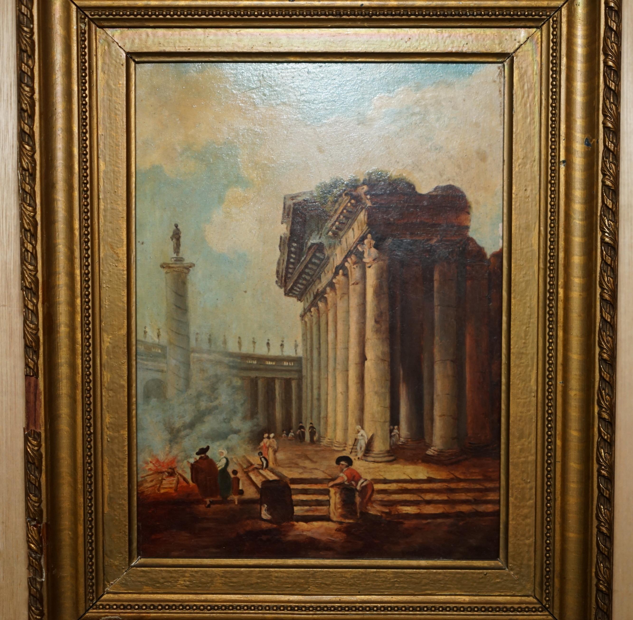 Casa Reale Antiquariato

The Royal House Antiques è lieta di offrire in vendita questo splendido dipinto originale del Grand Tour italiano, del 1860-1880 circa, raffigurante le rovine di un tempio romano con la statua del pilastro corinzio di Marco