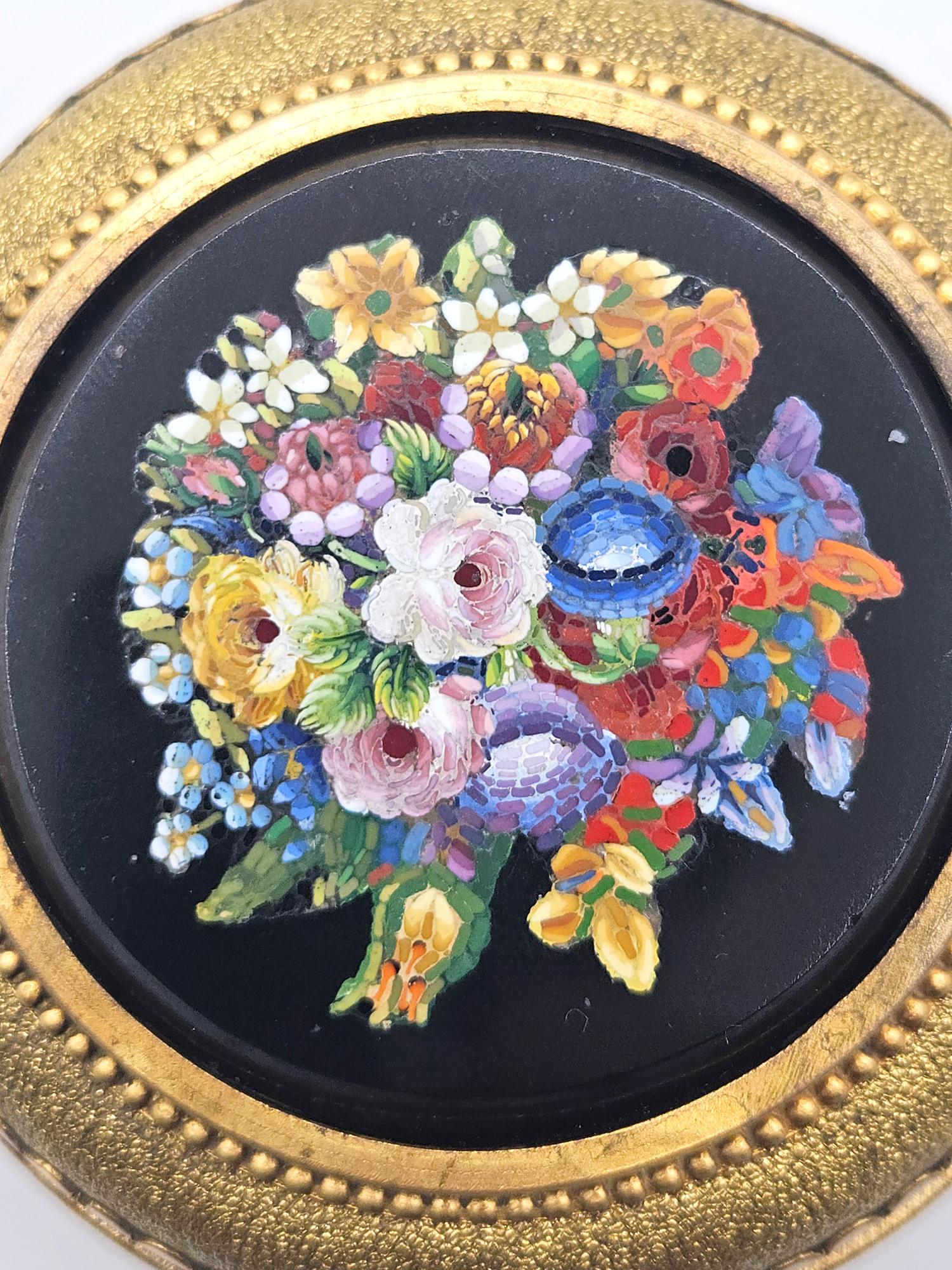 Antiguo joyero de micromosaico Grand Tour de Cesare Roccheggiani, Roma c. 1875 Italiano en venta
