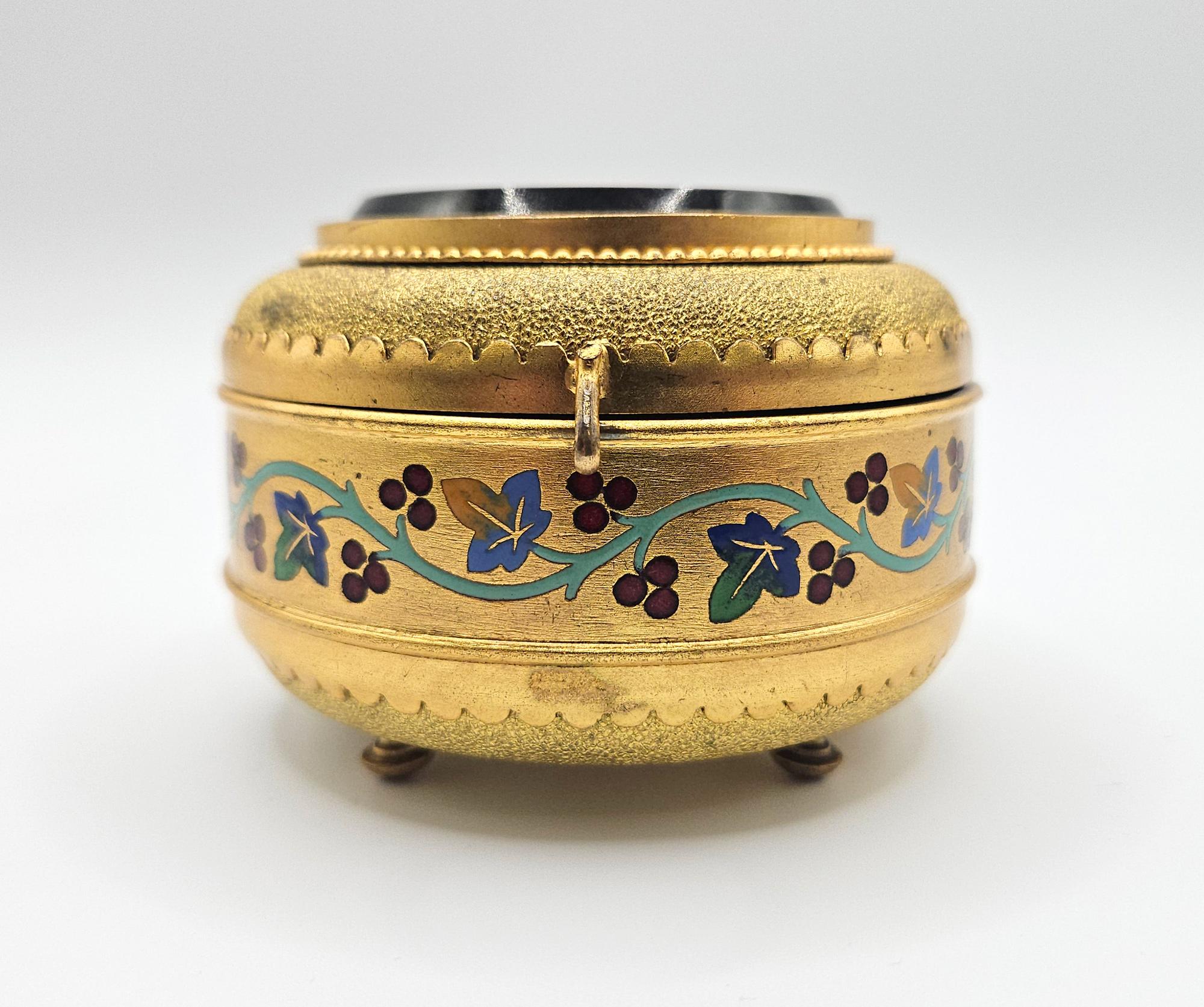 Antiguo joyero de micromosaico Grand Tour de Cesare Roccheggiani, Roma c. 1875 en venta 1