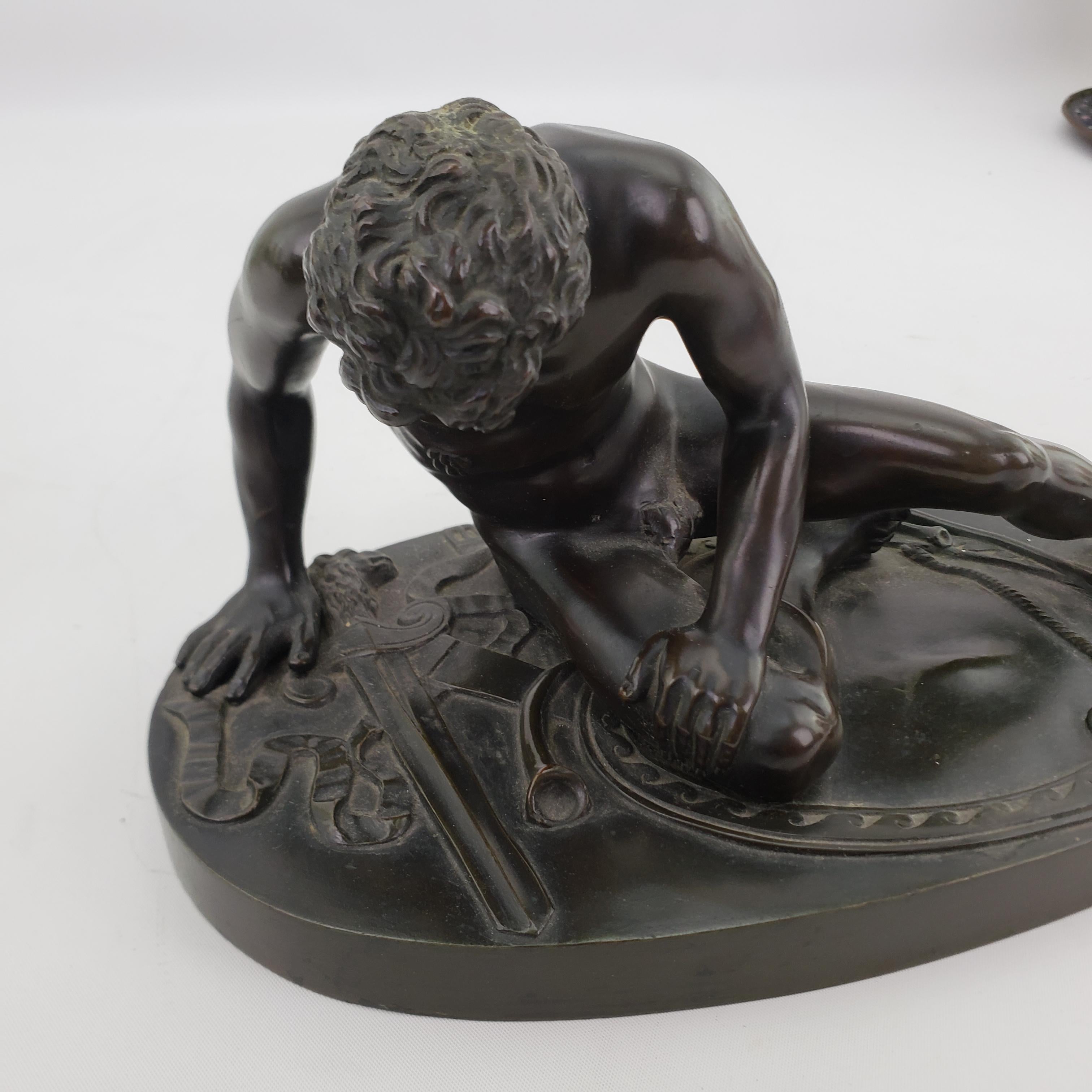 Antique Grand Tour Ornately Cast 'The Dying Gaul' Italian Bronze Sculpture For Sale 5