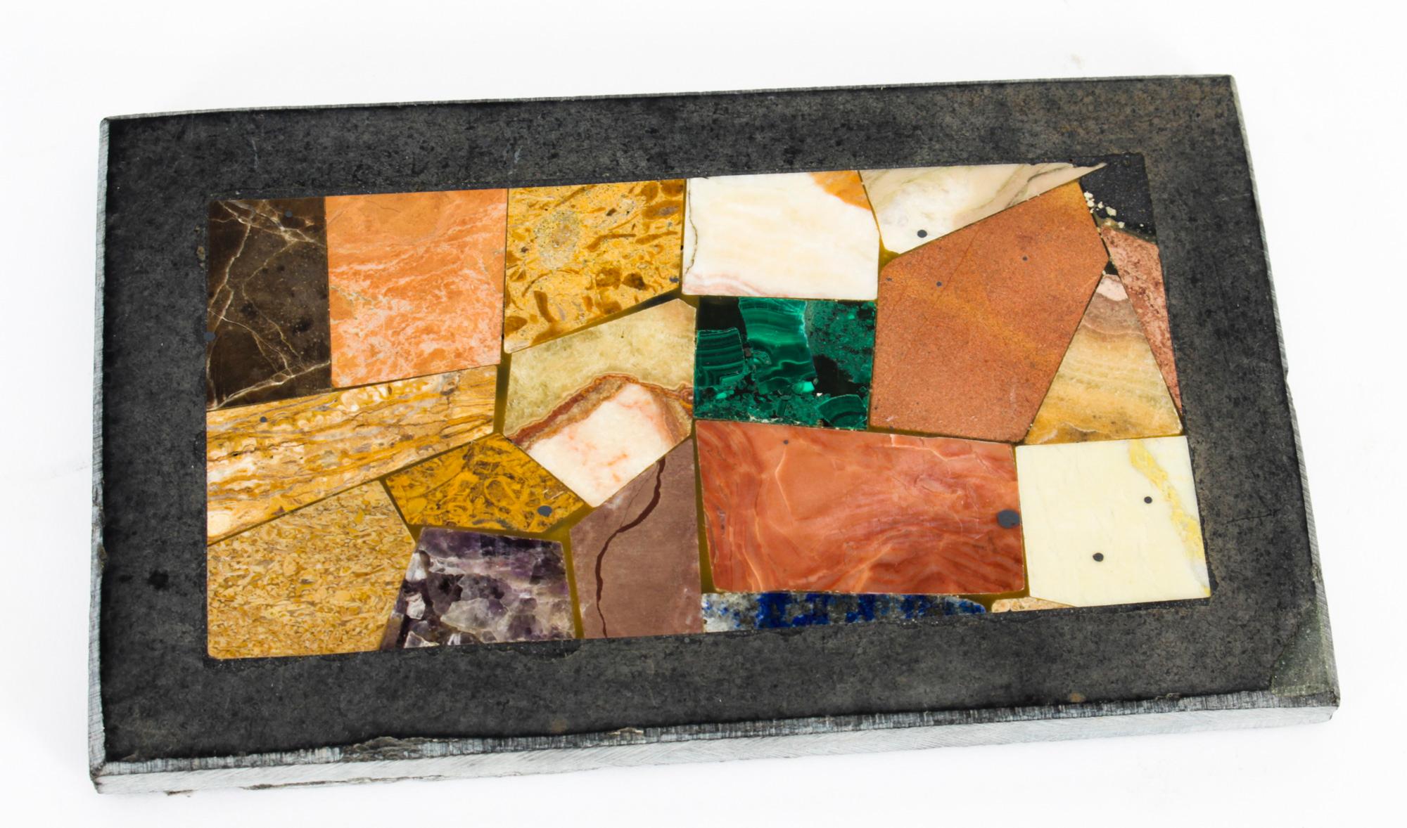 Antiker Pietra Dura-Briefbeschwerer, Grand Tour, Muster, 19. Jahrhundert (Achat) im Angebot