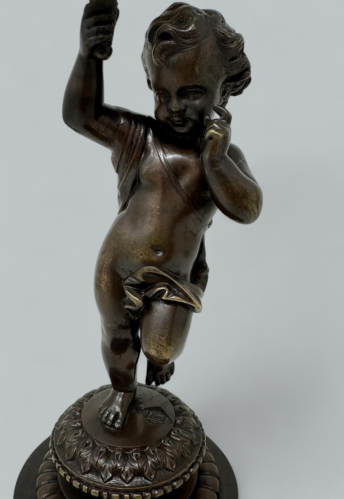 Antique Grand Tour Style French Ormolu Bronce Dore Querubín Putti Candelabro 19Ct en venta 1