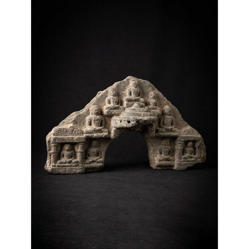 Antique Granite Jain Fragment of Parikara from India For Sale 1