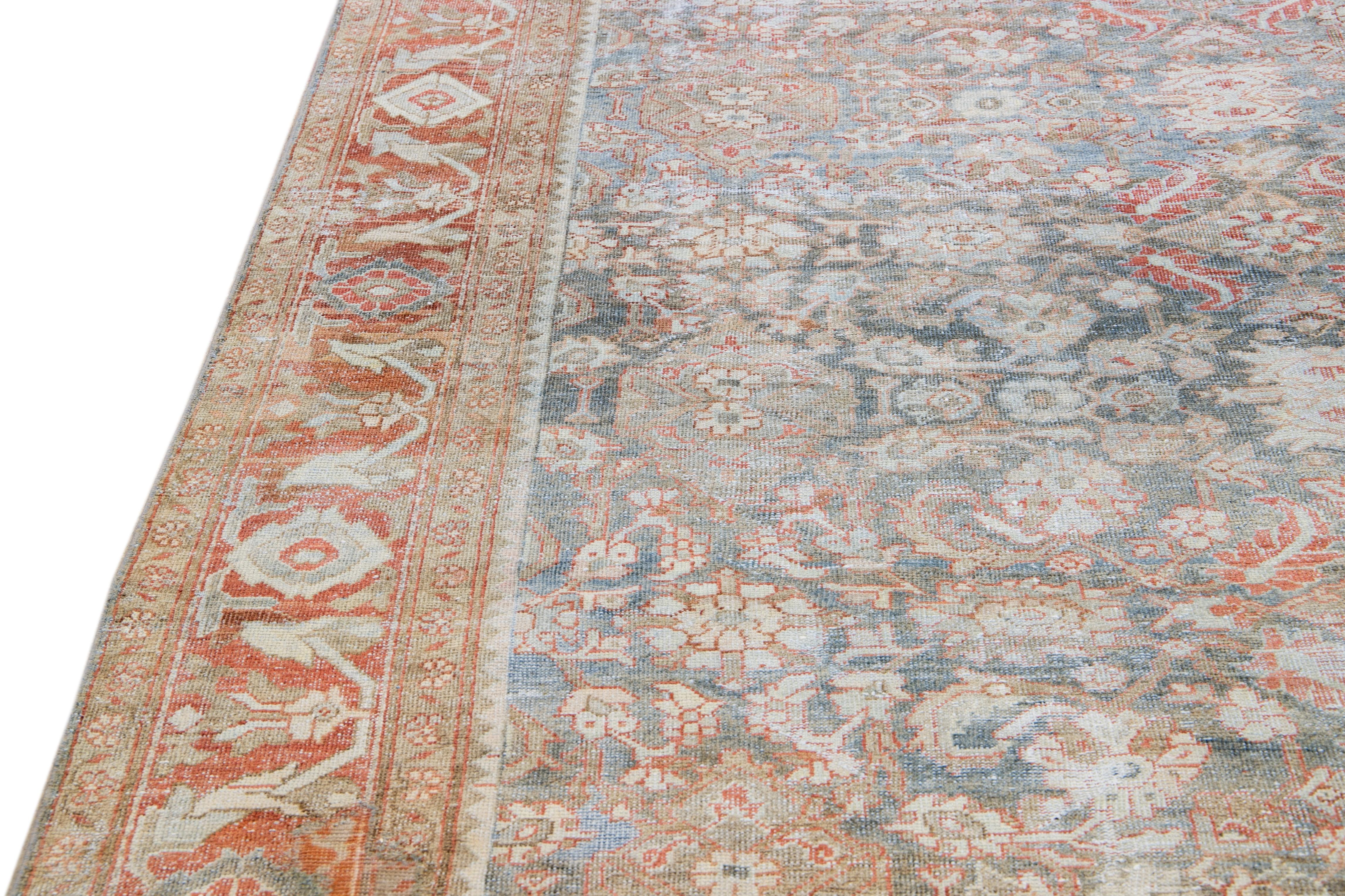 Antique Gray Mahal Handmade Floral Pattern Persian Wool Rug For Sale 2
