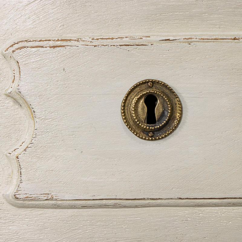 Antico comò a 3 cassetti in Oak Oak dipinto di grigio dalla Francia in vendita 2