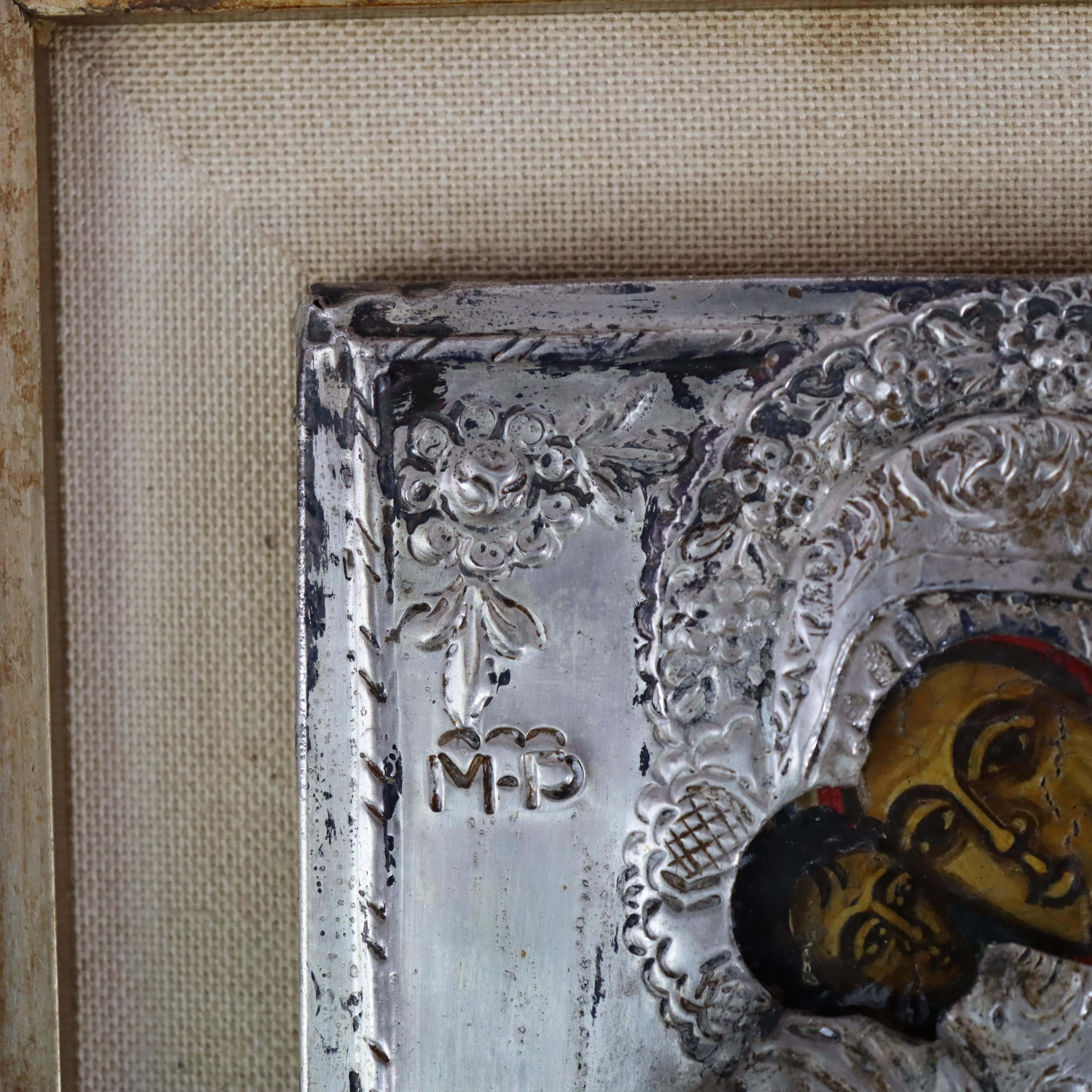 Icône grecque orthodoxe ancienne encadrée en argent avec Madone & Child 19ème siècle en vente 2