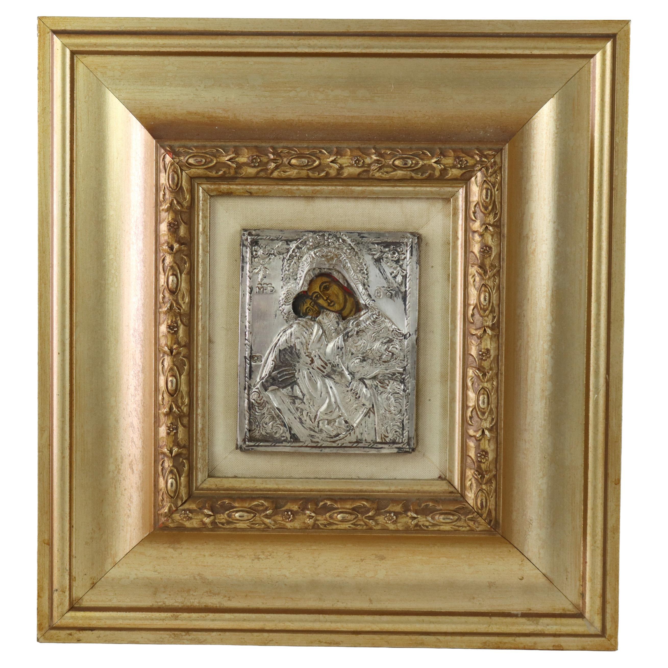 Icône grecque orthodoxe ancienne encadrée en argent avec Madone & Child 19ème siècle en vente