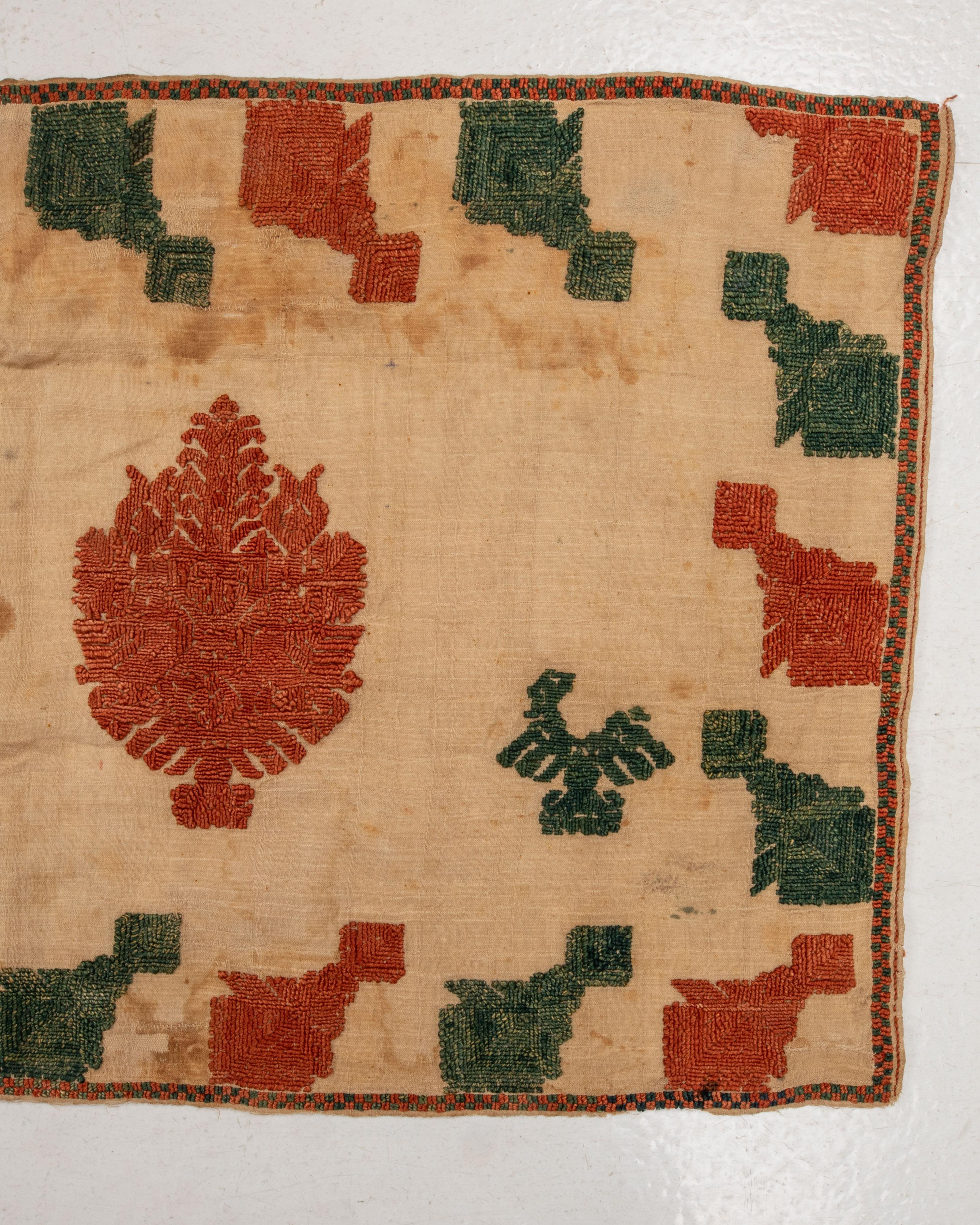 Antique Greek Rhodes Island Embroidery Panel – 19th Century Seda en venta