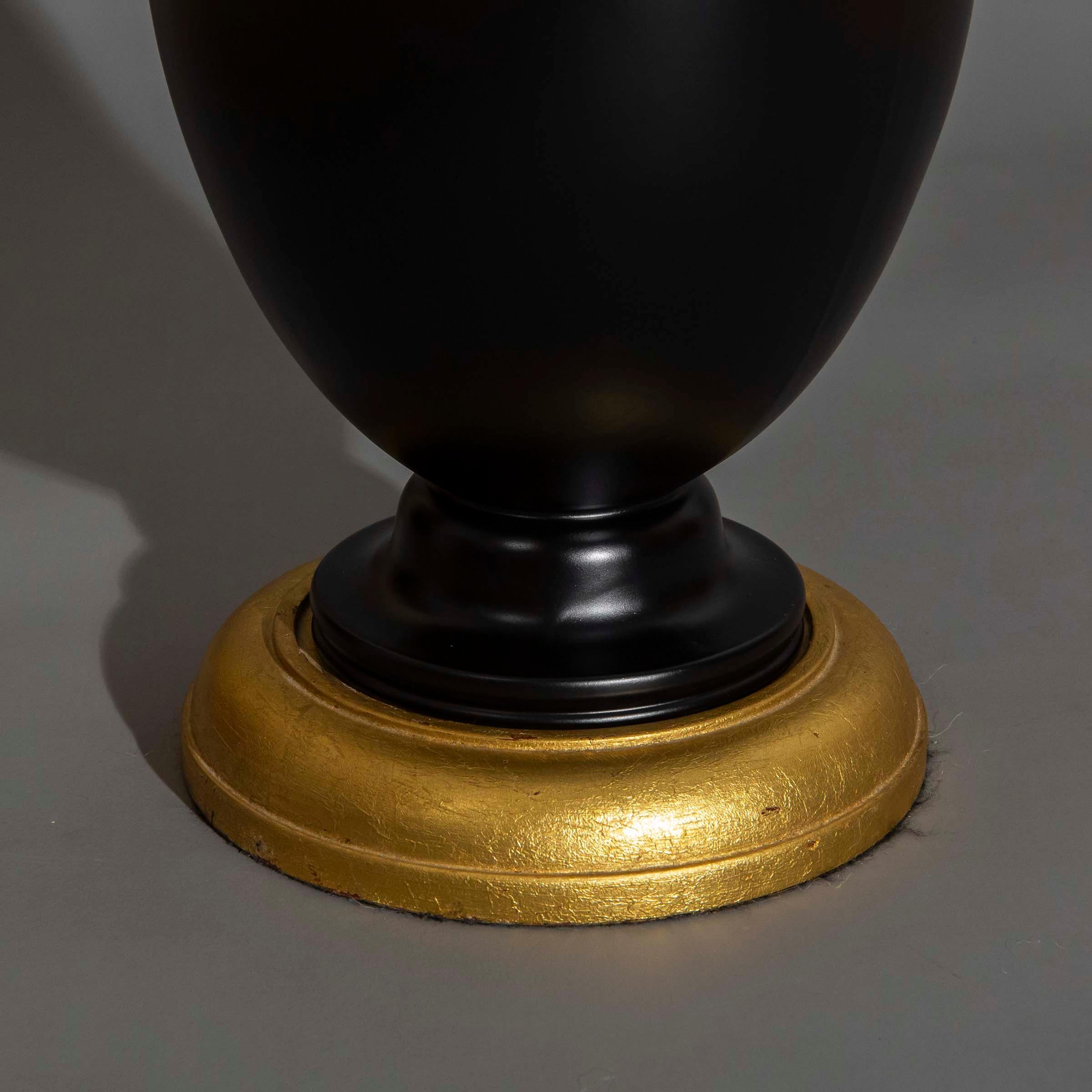 Greek Revival 19th Century Volute Krater Table Lamp For Sale