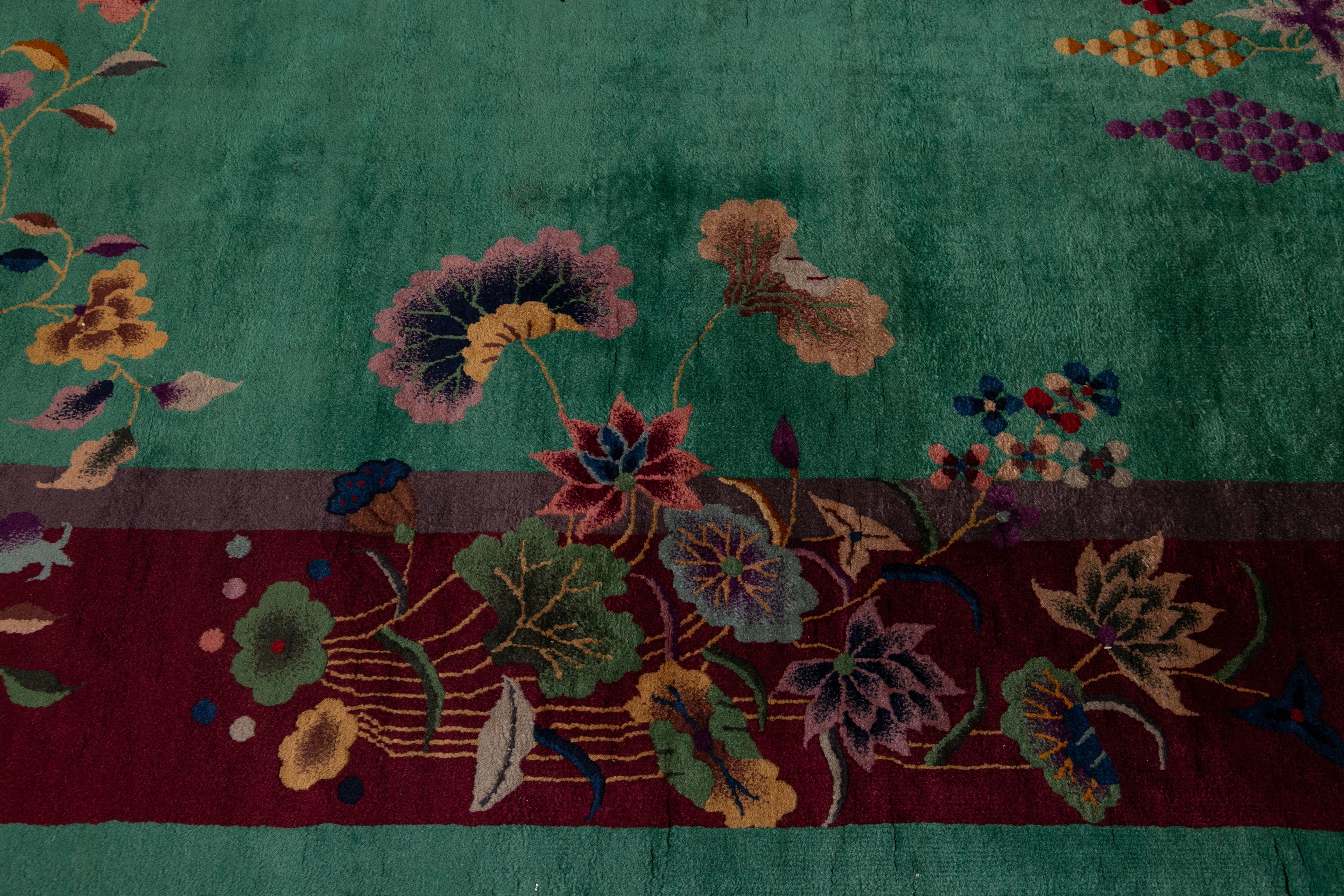 Antiker grüner Art Deco Teppich aus chinesischer Wolle im Angebot 1