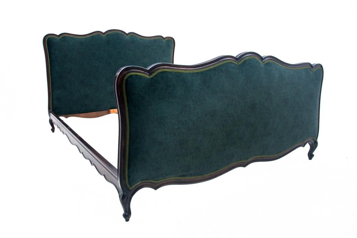 Louis Philippe Antique Green Bed, France, circa 1910, Renovated