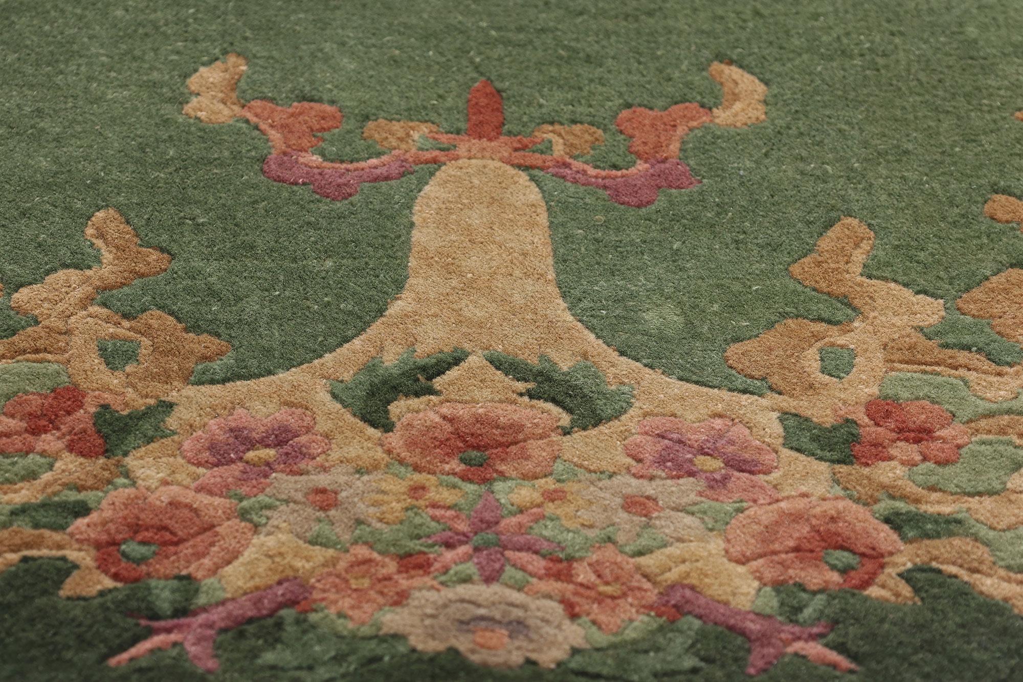 Noué à la main Tapis ovale Art Déco chinois vert antique, 02'07 x 04'05 en vente