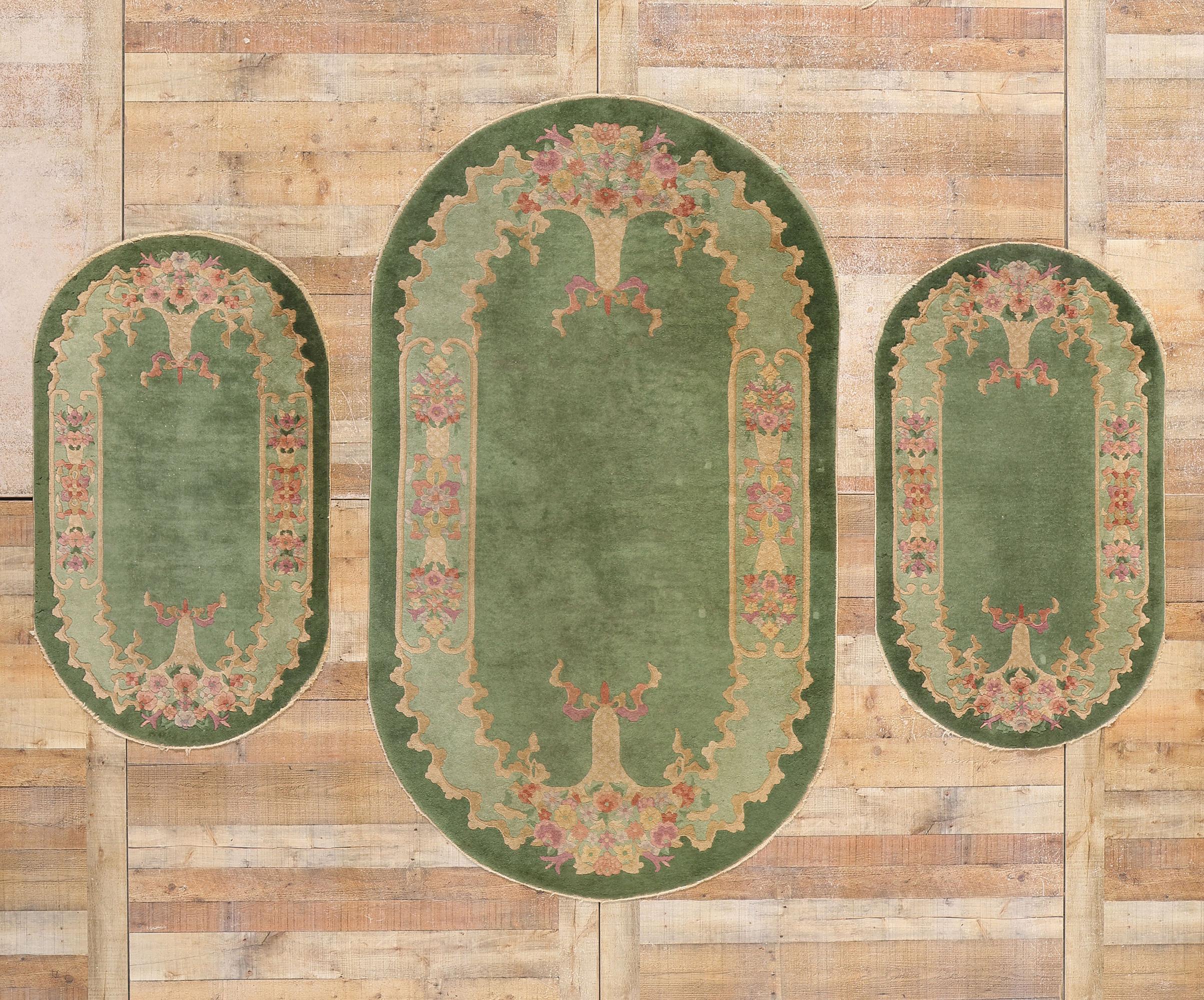 Antique Green Chinese Art Deco Oval Rug, 04'00 x 06'10 For Sale 4