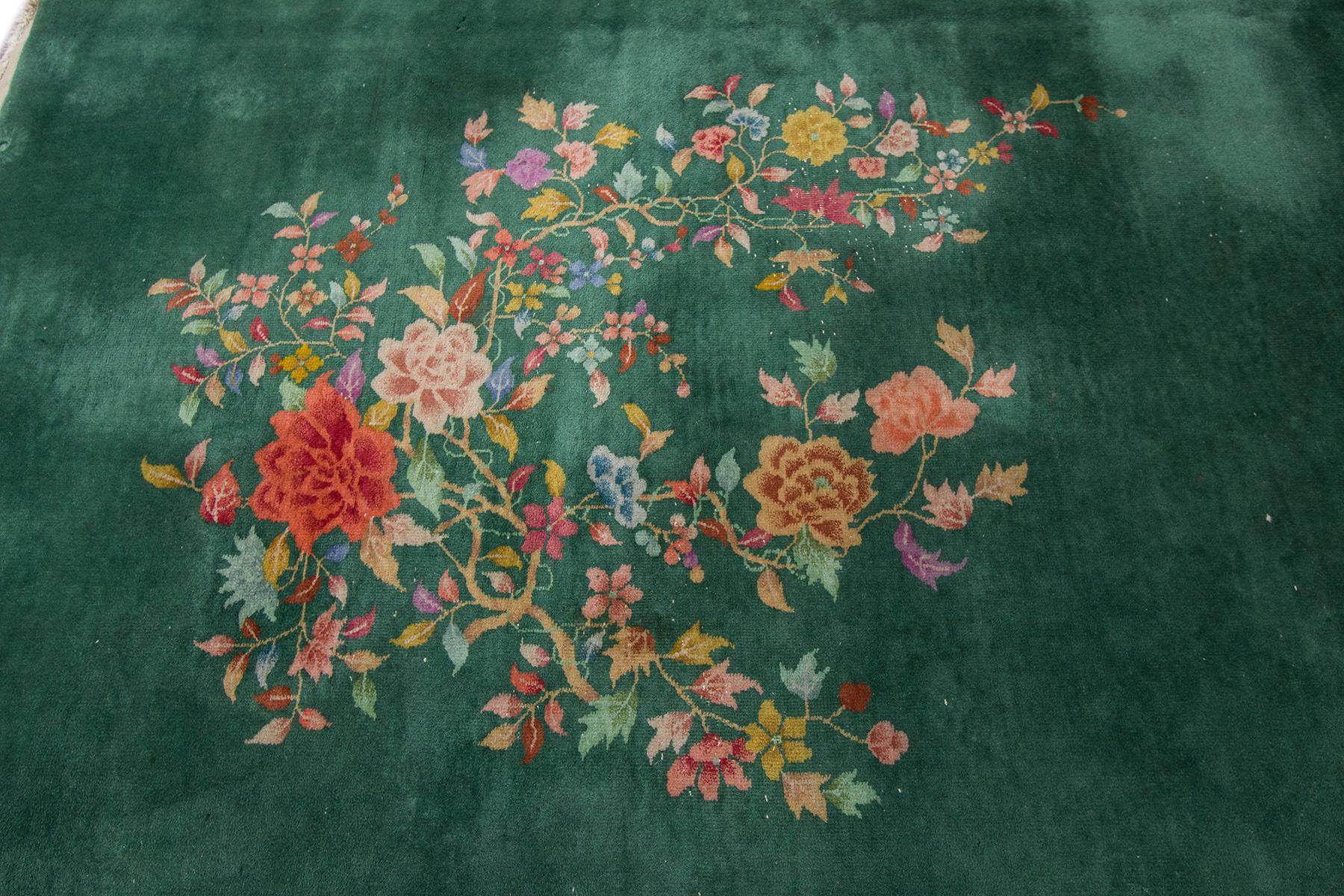 Antique Green Chinese Art Deco Wool Rug In Good Condition In Norwalk, CT